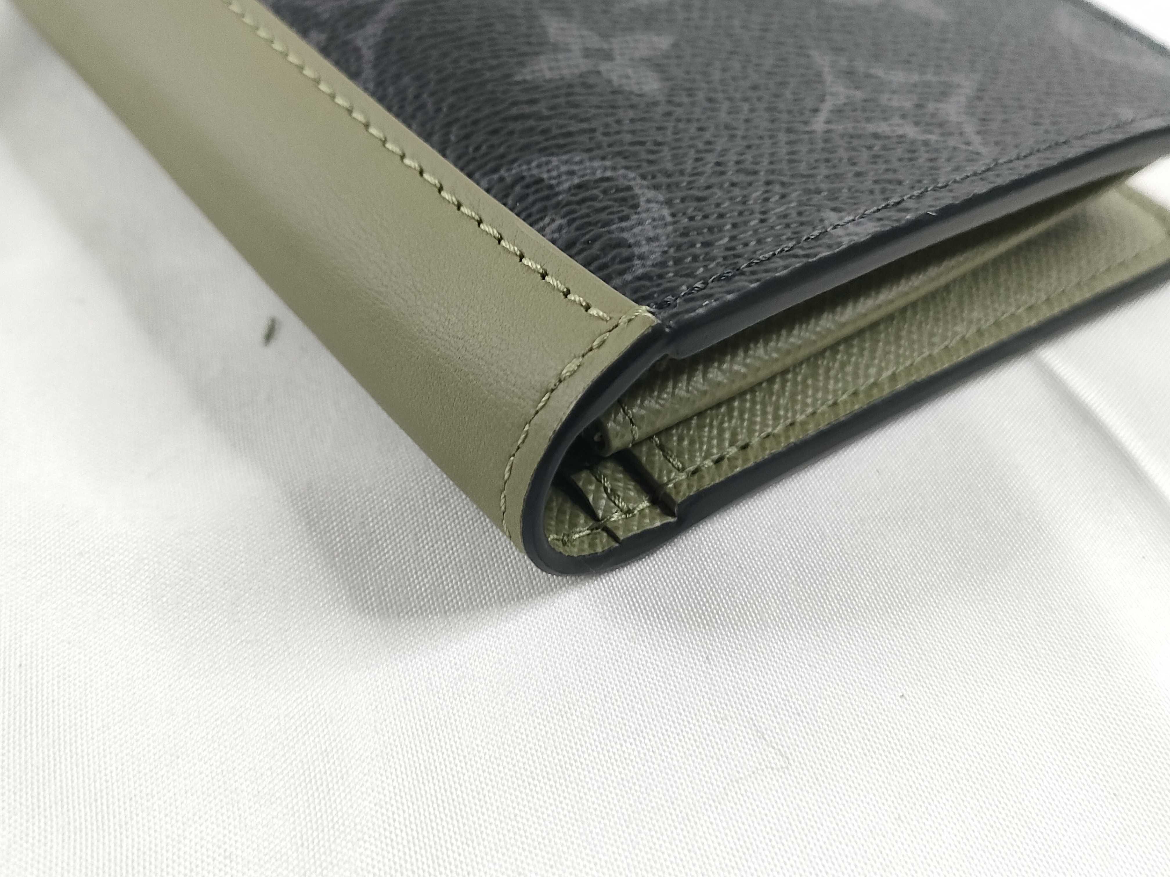Portefeuille Brazza Long Wallet, Monogram Eclipse Leather, Black/Green, M28815 — view 3