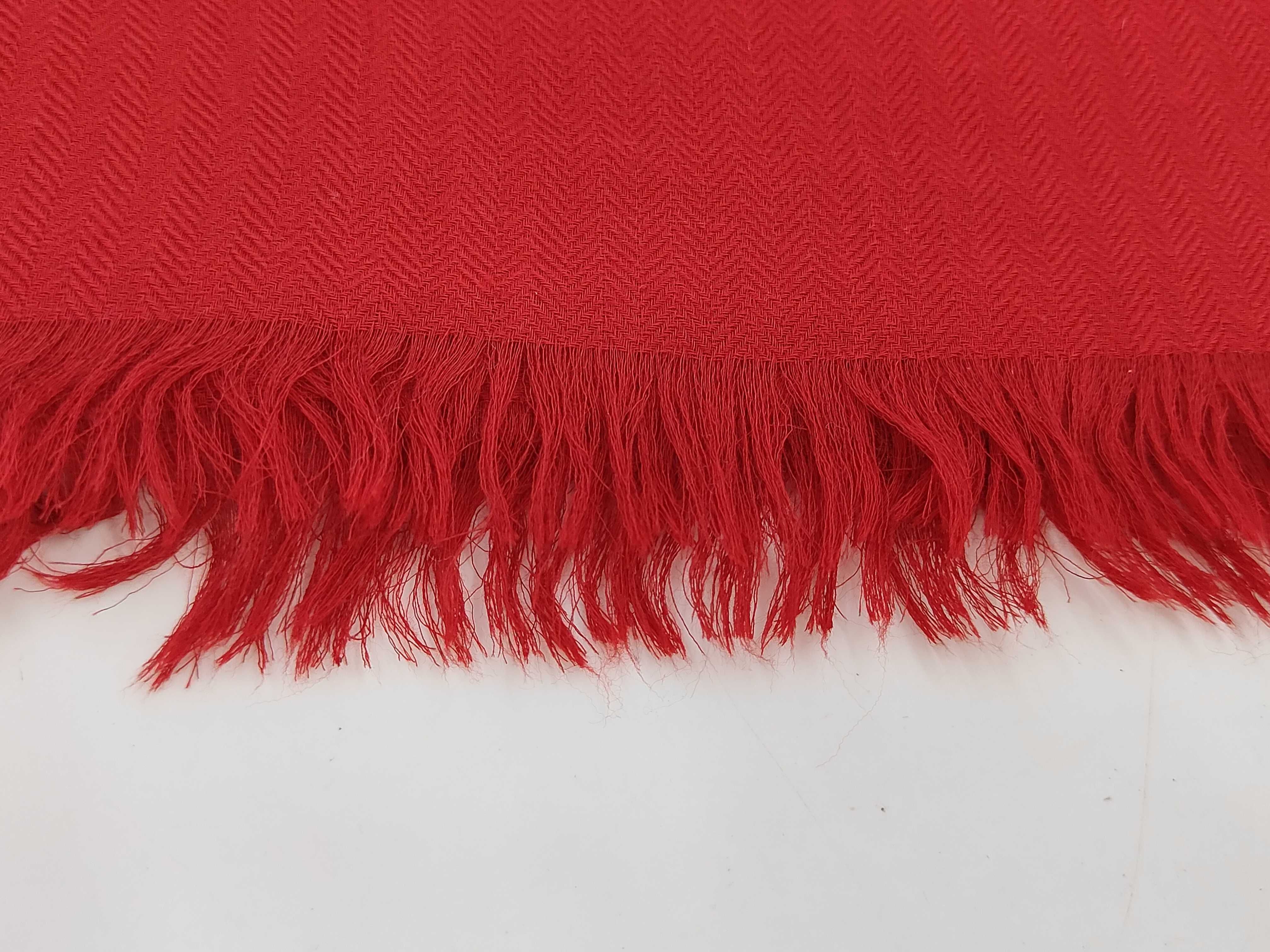 scarf, cashmere wool, H logo, red, with box and other accessories. — view 5
