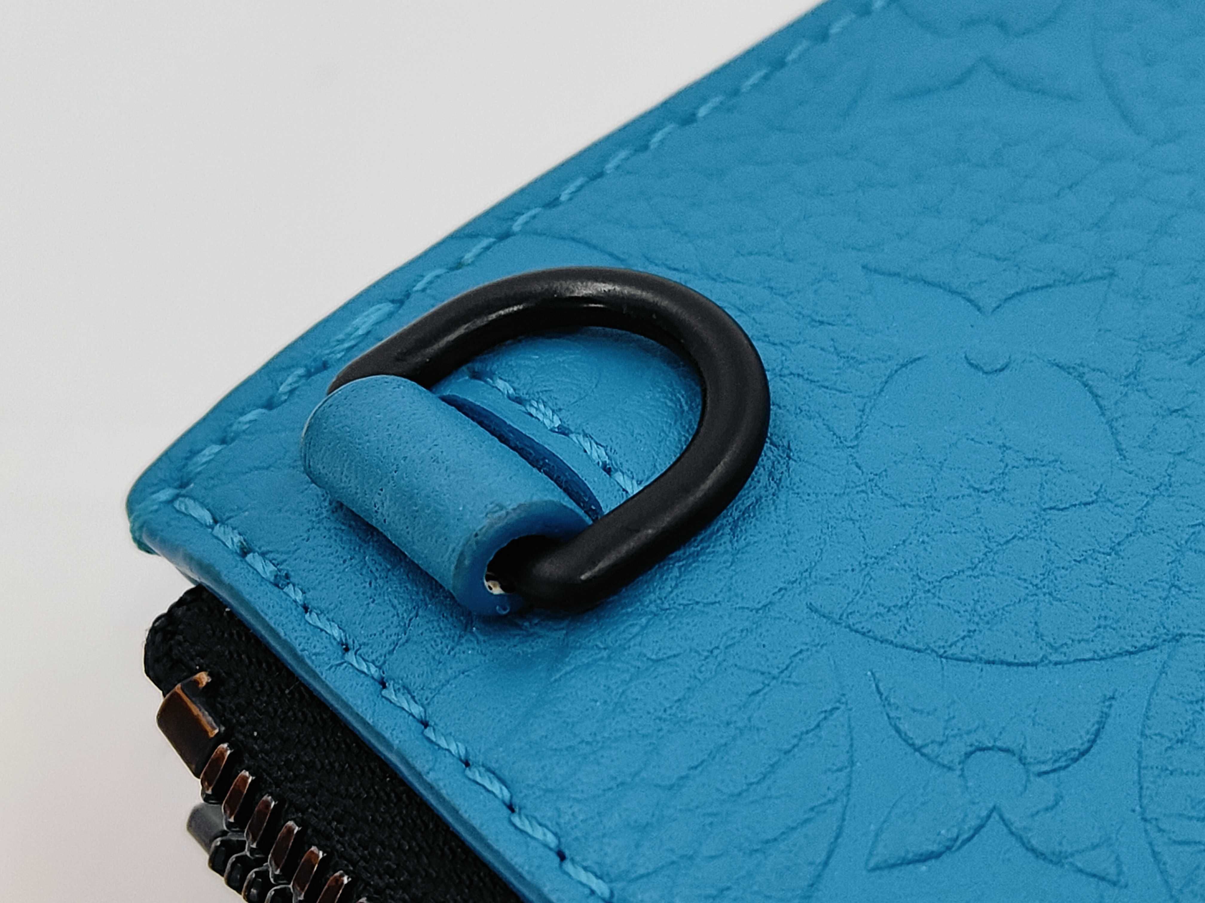 Taurillon Sac Plat Messenger Shoulder Bag — view 12
