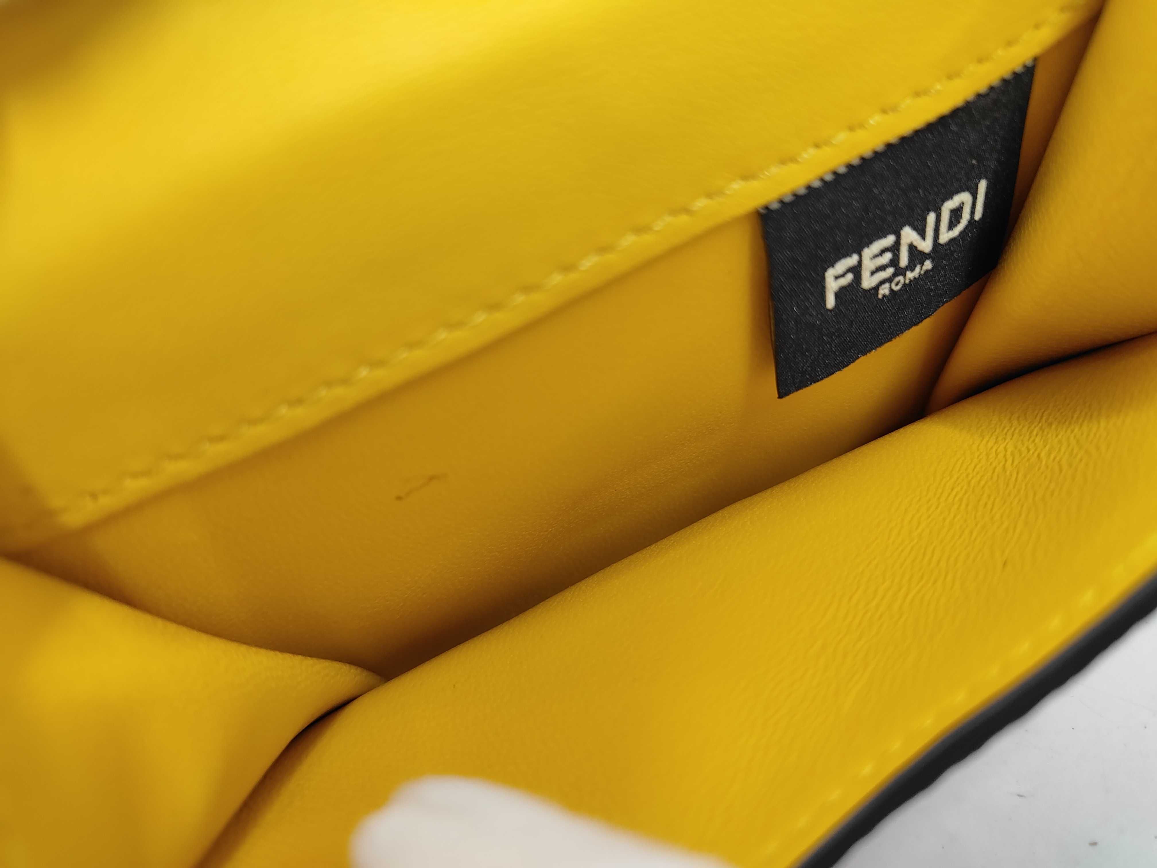 Peekaboo Compact Wallet — view 9