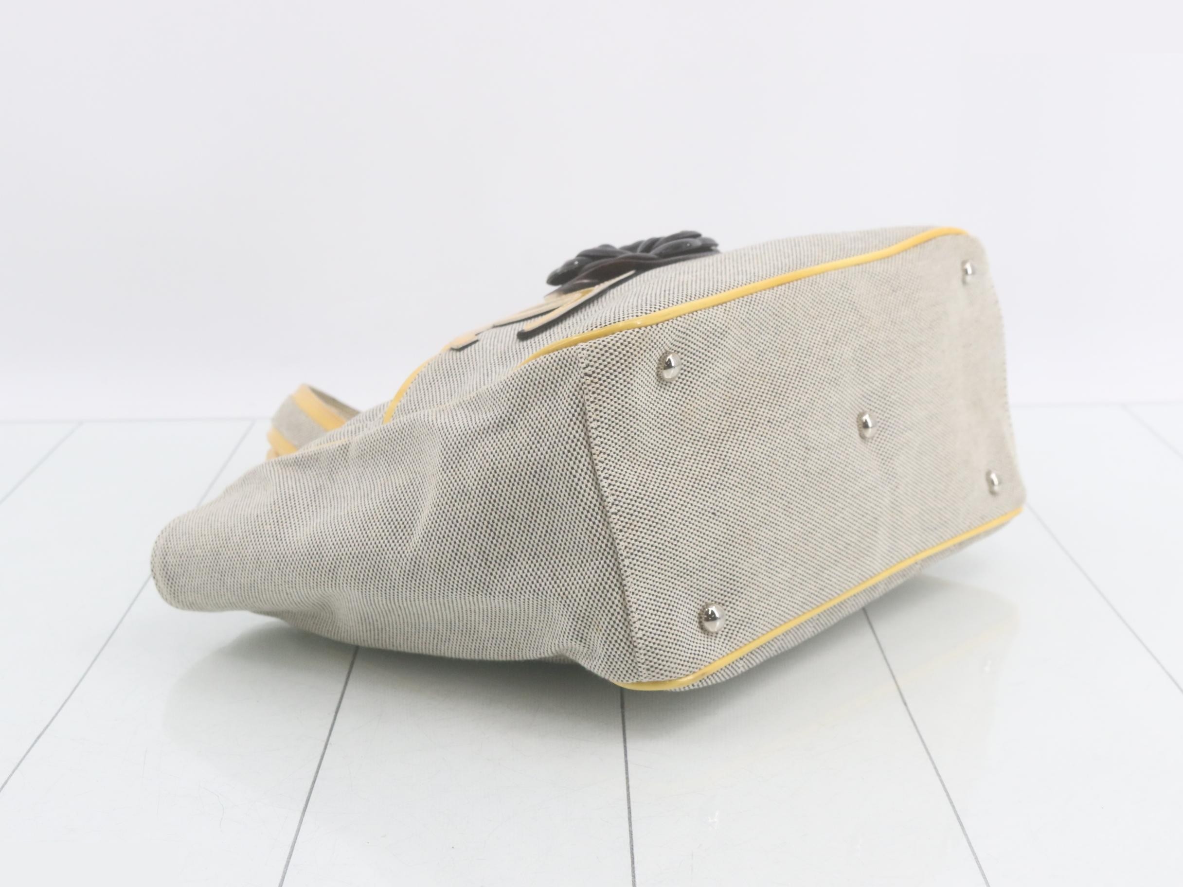 Camellia (Bag) - Tote Bag — view 5