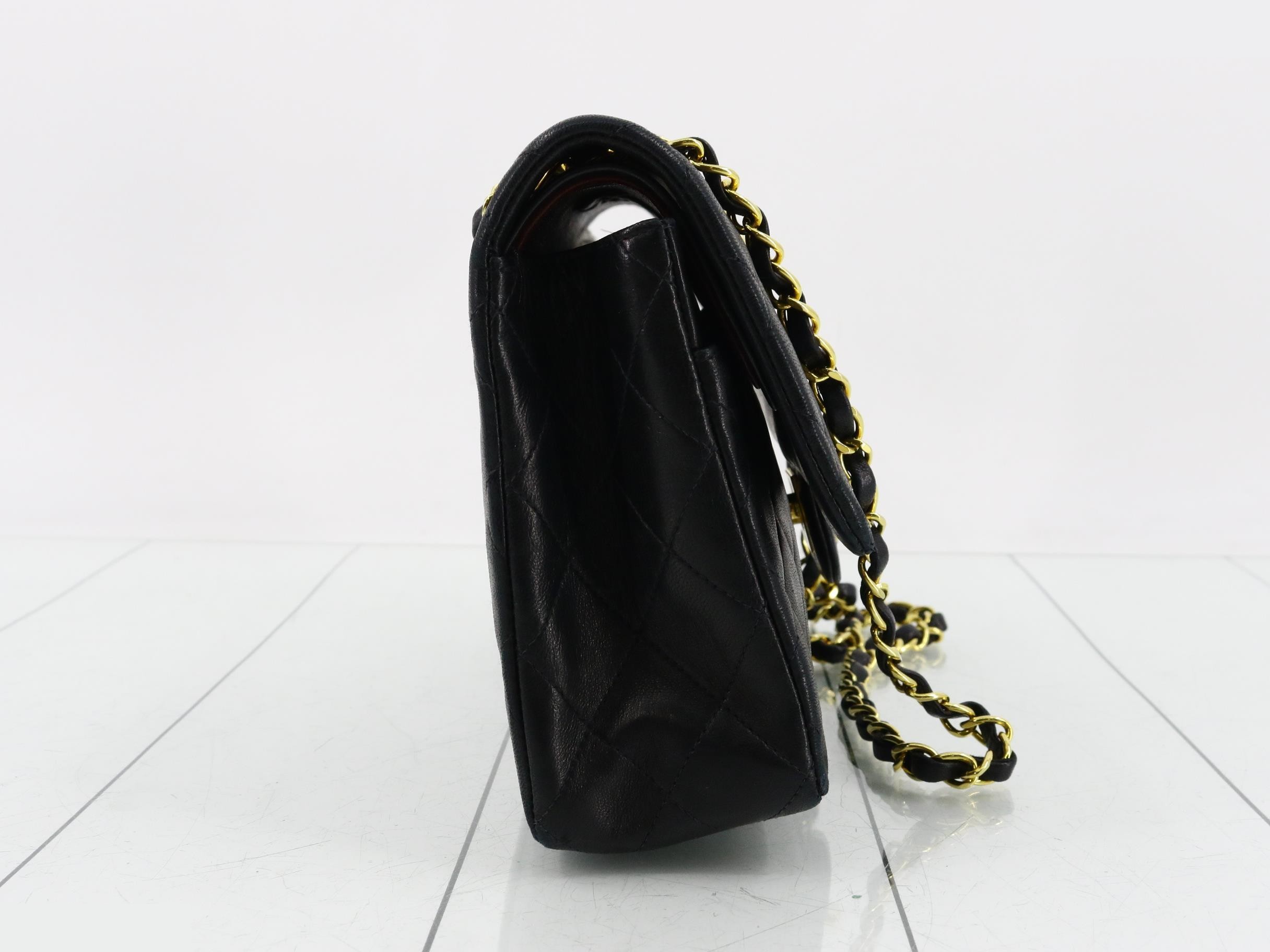 Matelassé 25 Lambskin Double Flap Shoulder Bag — view 4