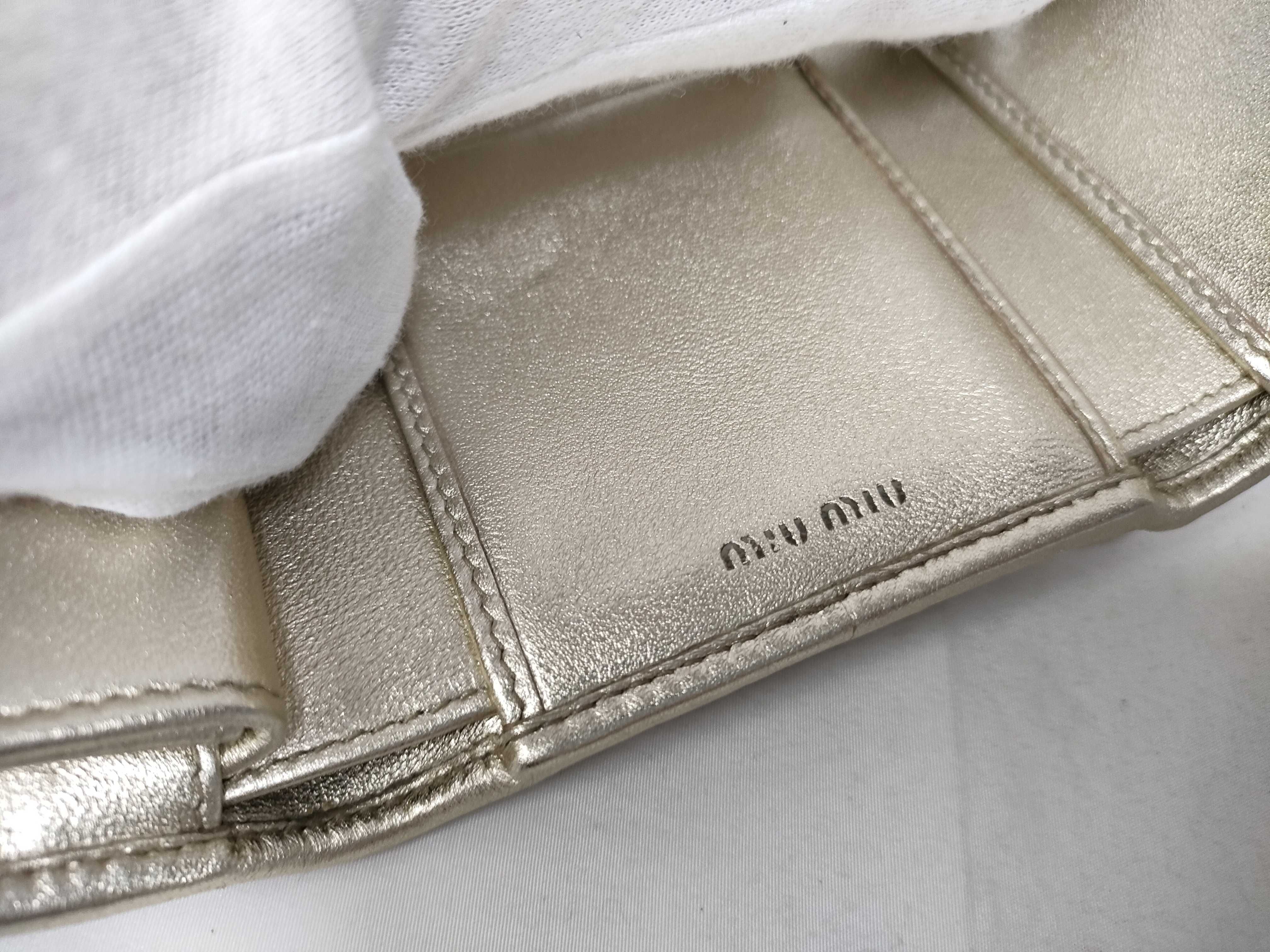 Matelassé Folding Wallet, Gold — view 12