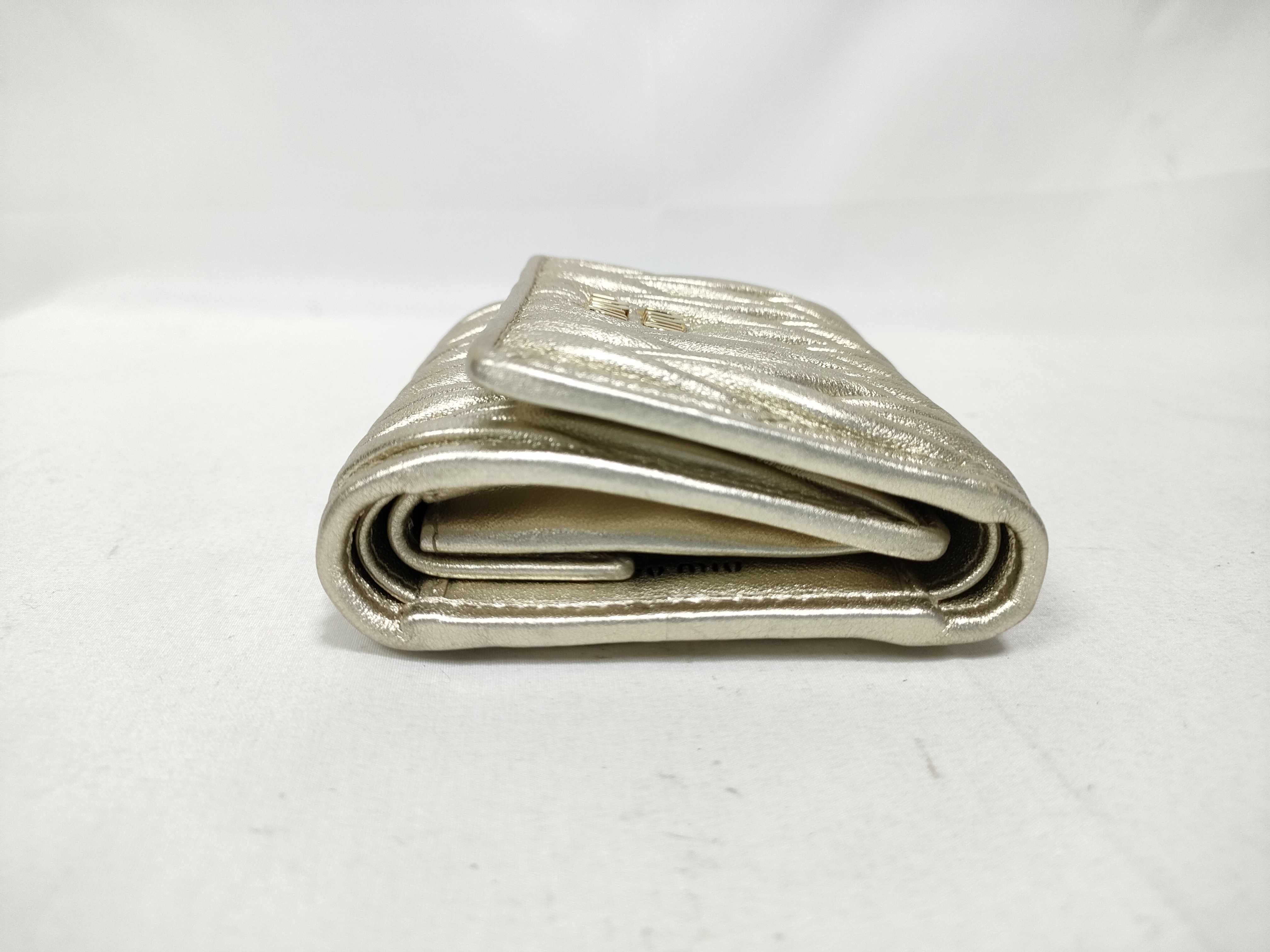 Matelassé Folding Wallet, Gold — view 5