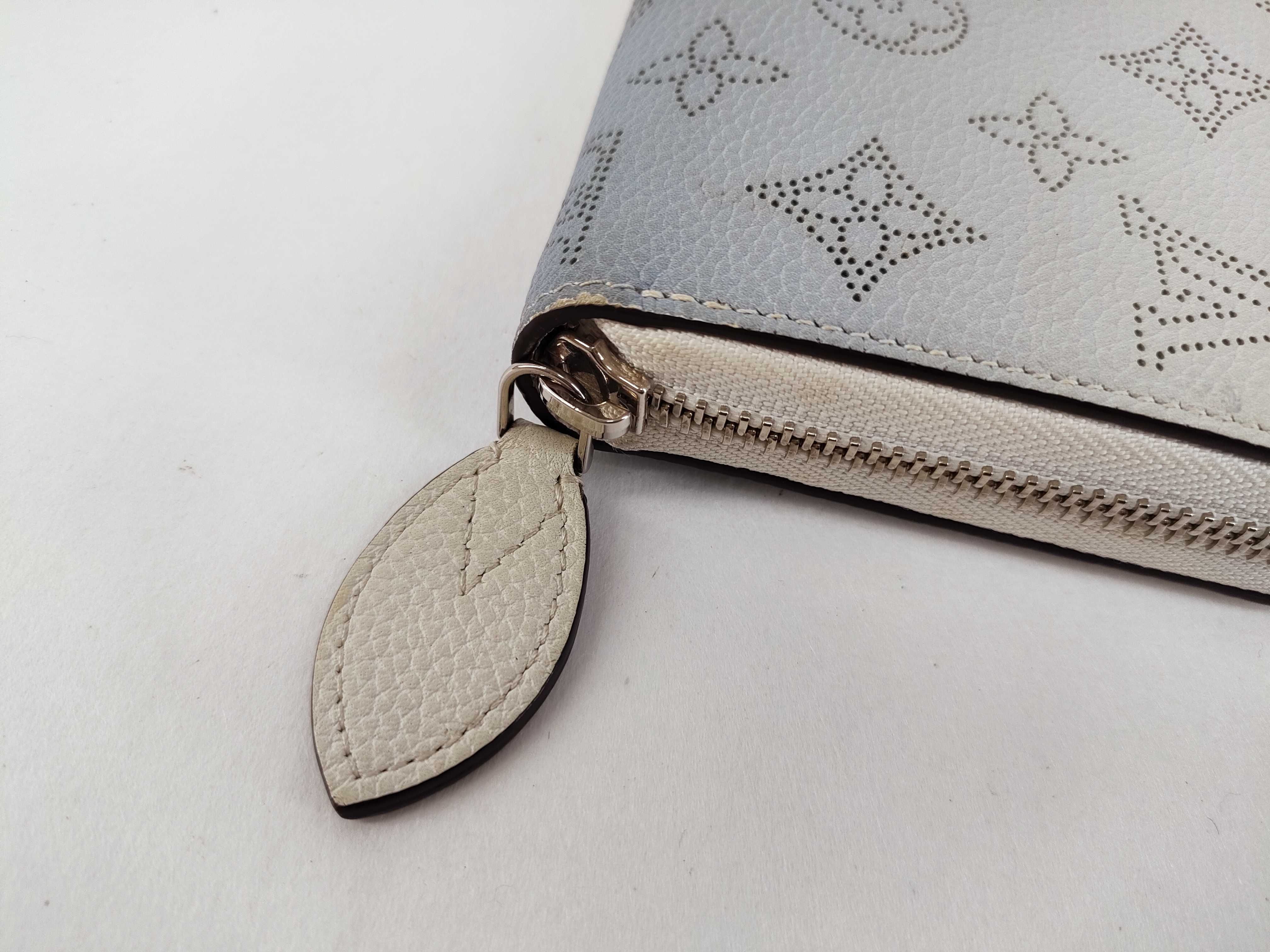 Mahina Zippy Wallet (with box) — view 7