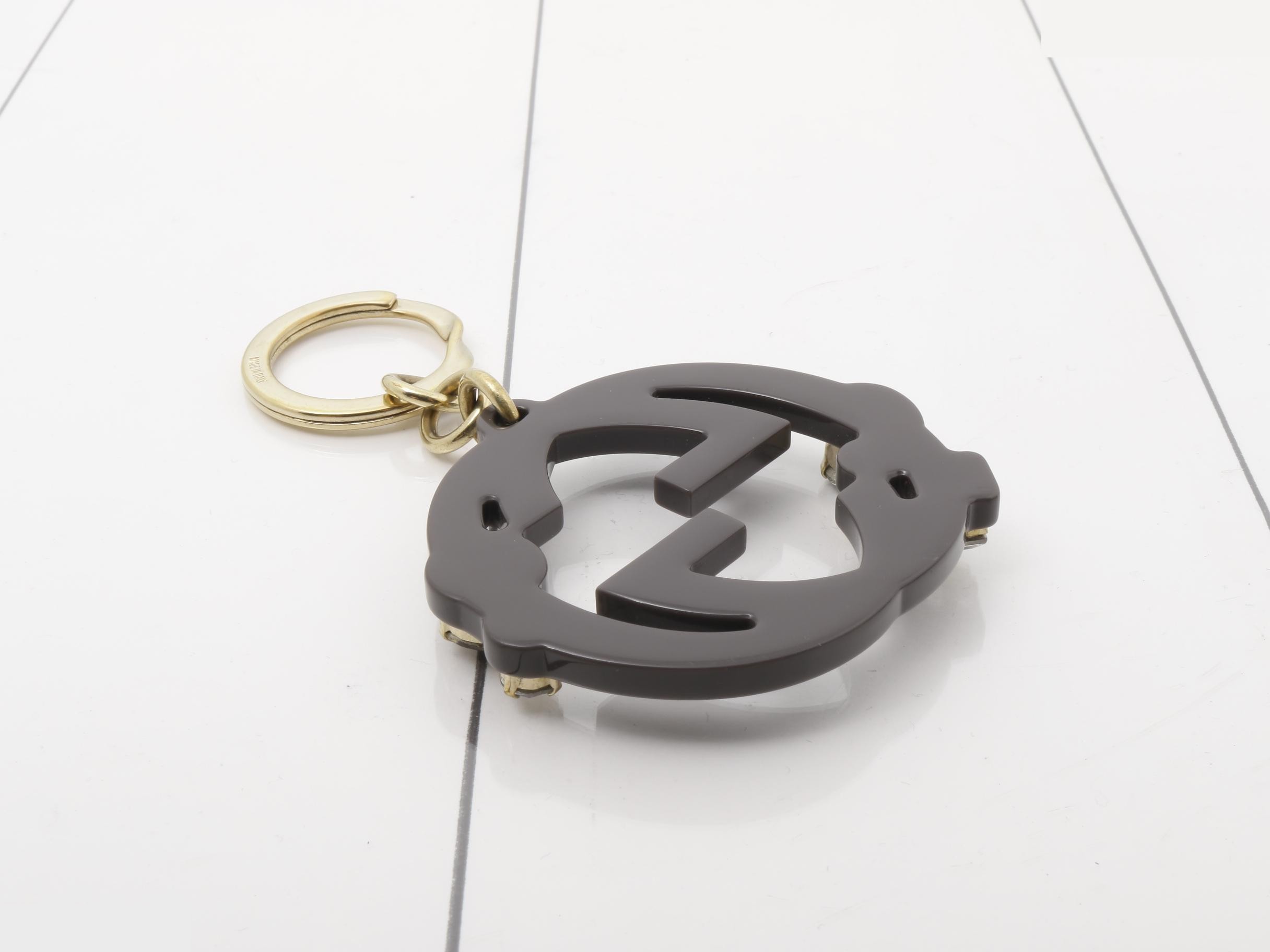 Interlocking keychain — view 2