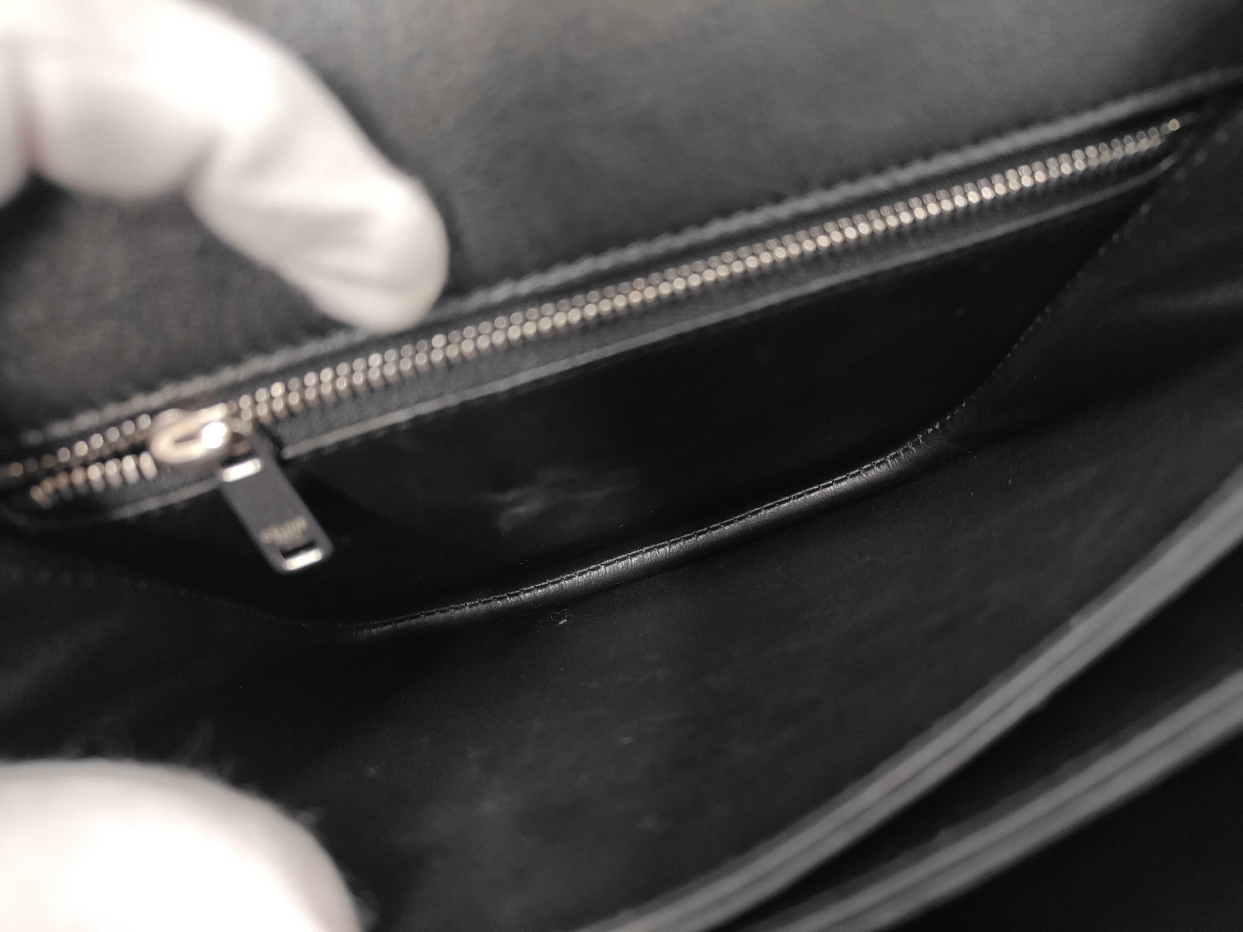 Medium Besace Triomphe Shoulder Bag — view 12