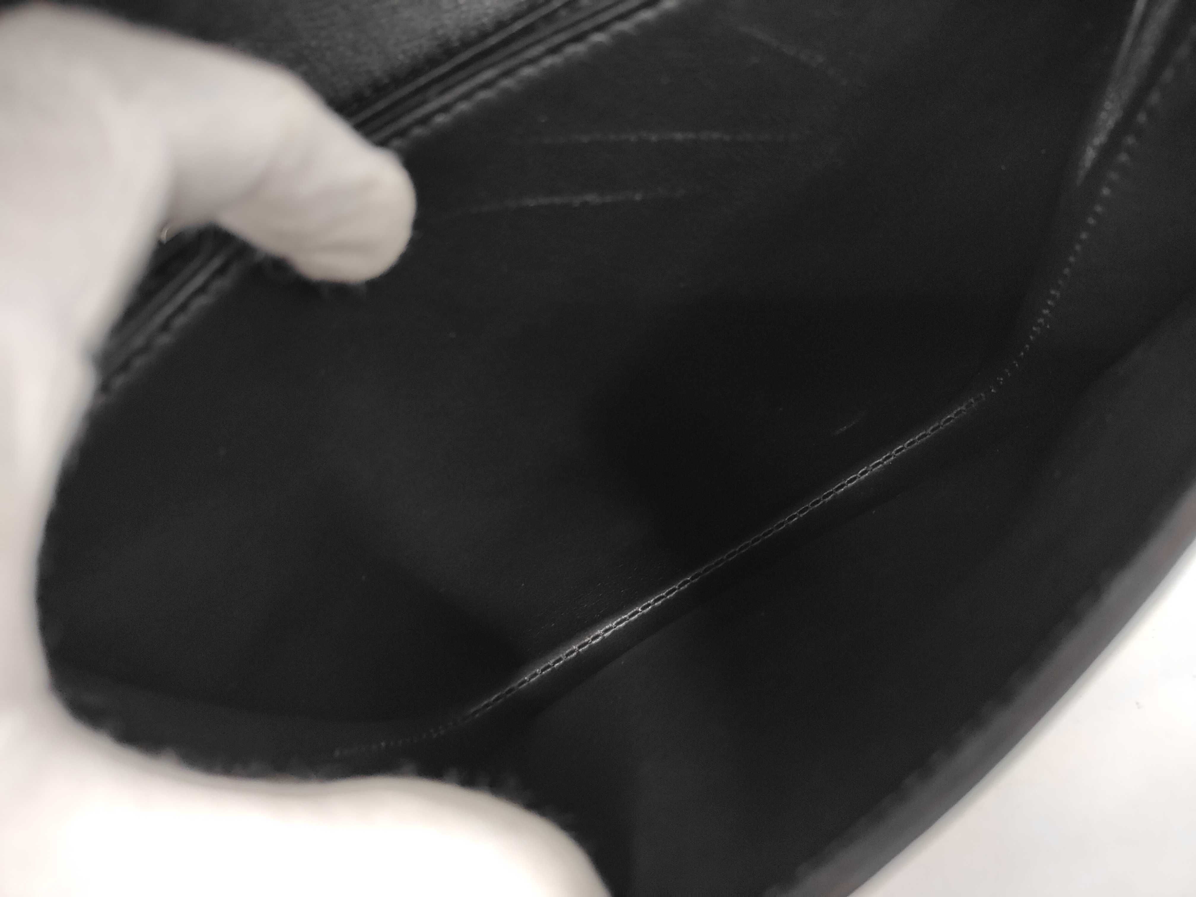 Medium Besace Triomphe Shoulder Bag — view 9