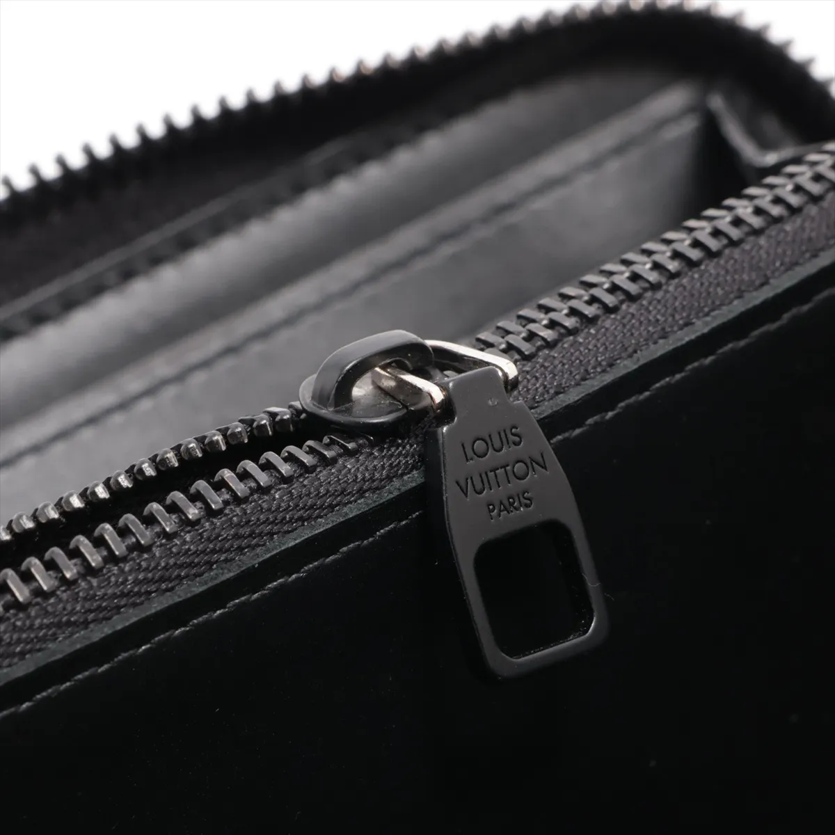 Monogram Midnight Zippy Wallet Horizontal M28048 Black Round Zip Wallet RFID Reactive — view 10