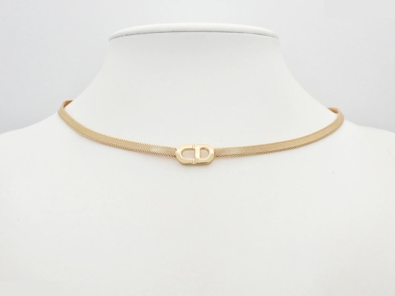 Necklace, neck circumference approximately 44 cm — view 3