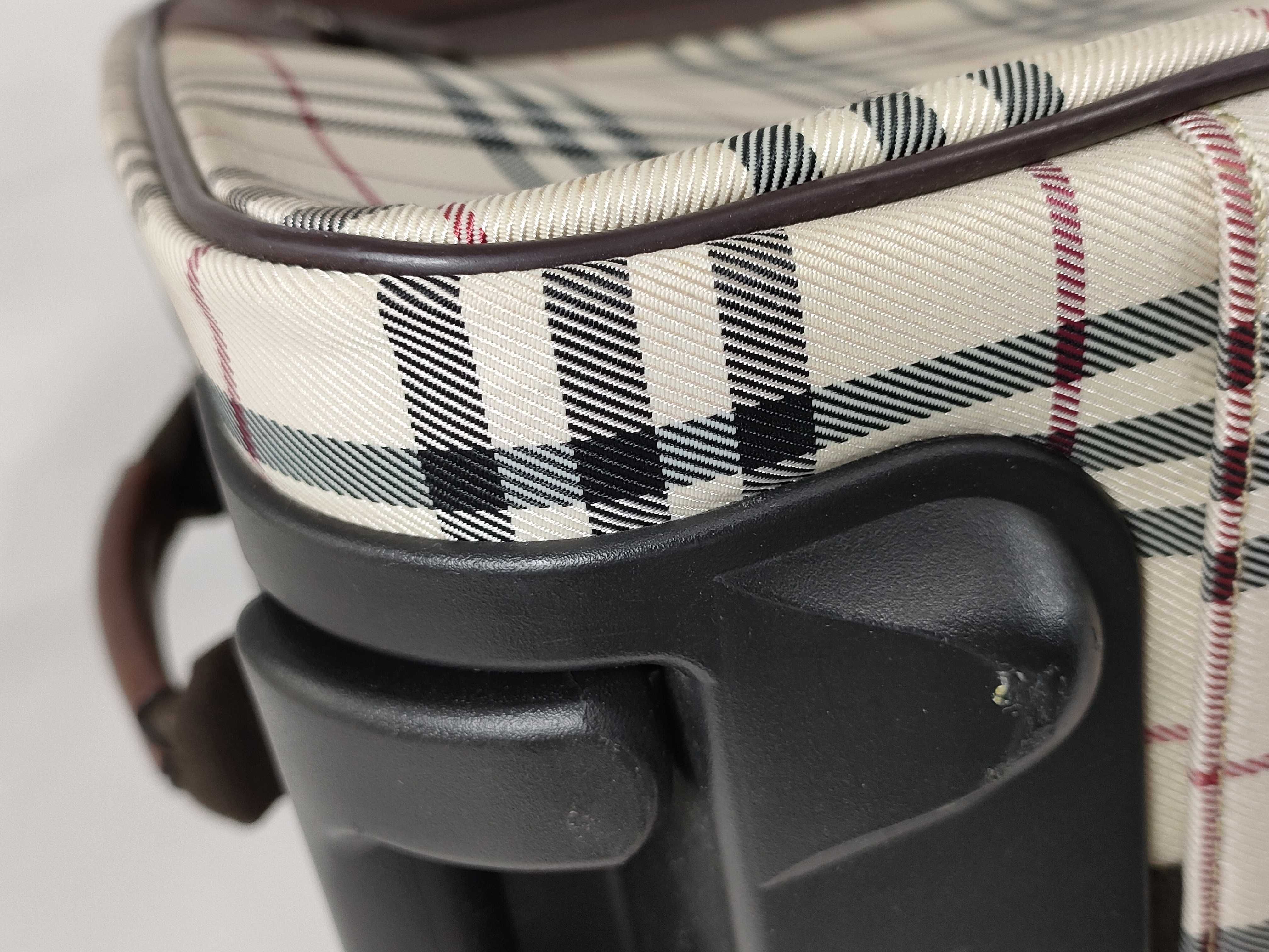 Nova Check Carry Case Carry Bag — view 8