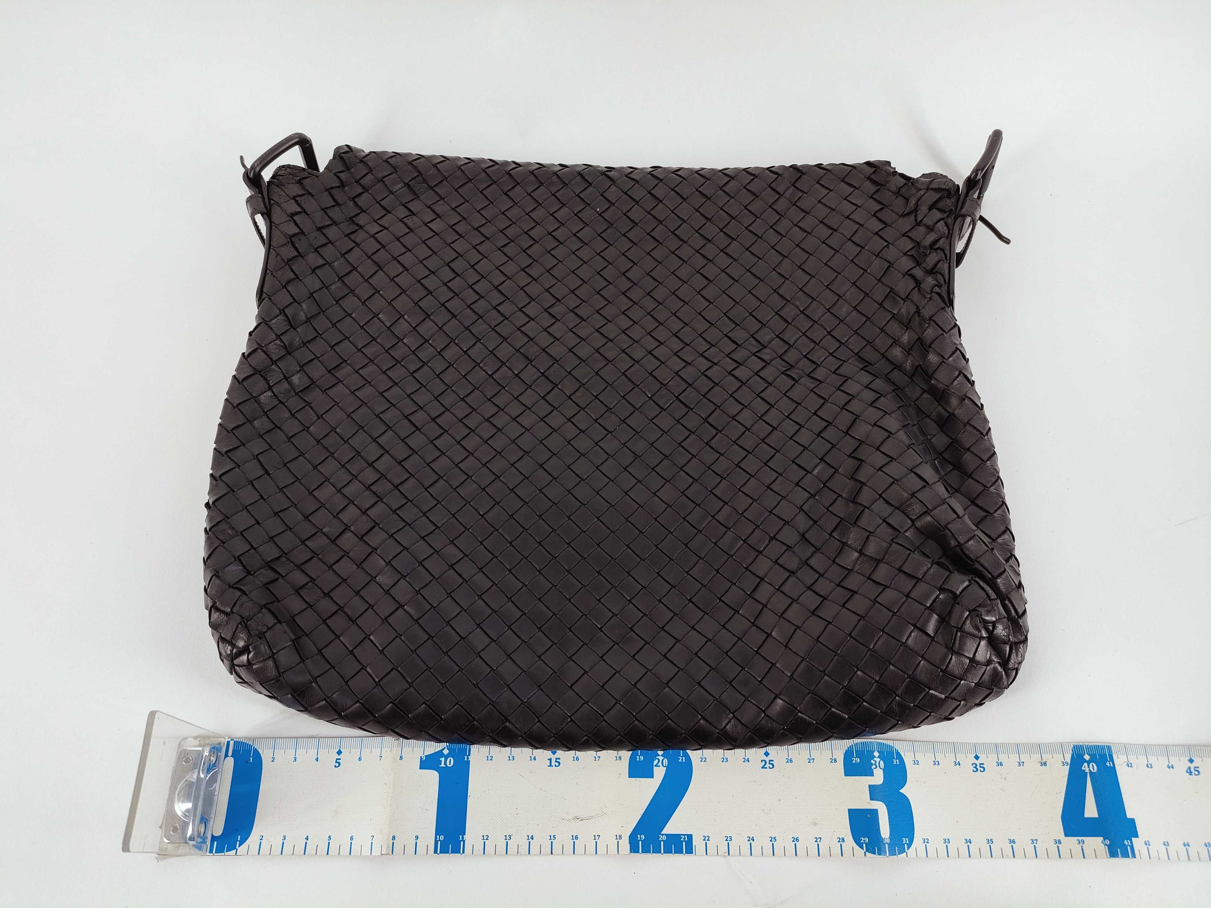 Intrecciato Bottega Veneta Shoulder Bag — view 2