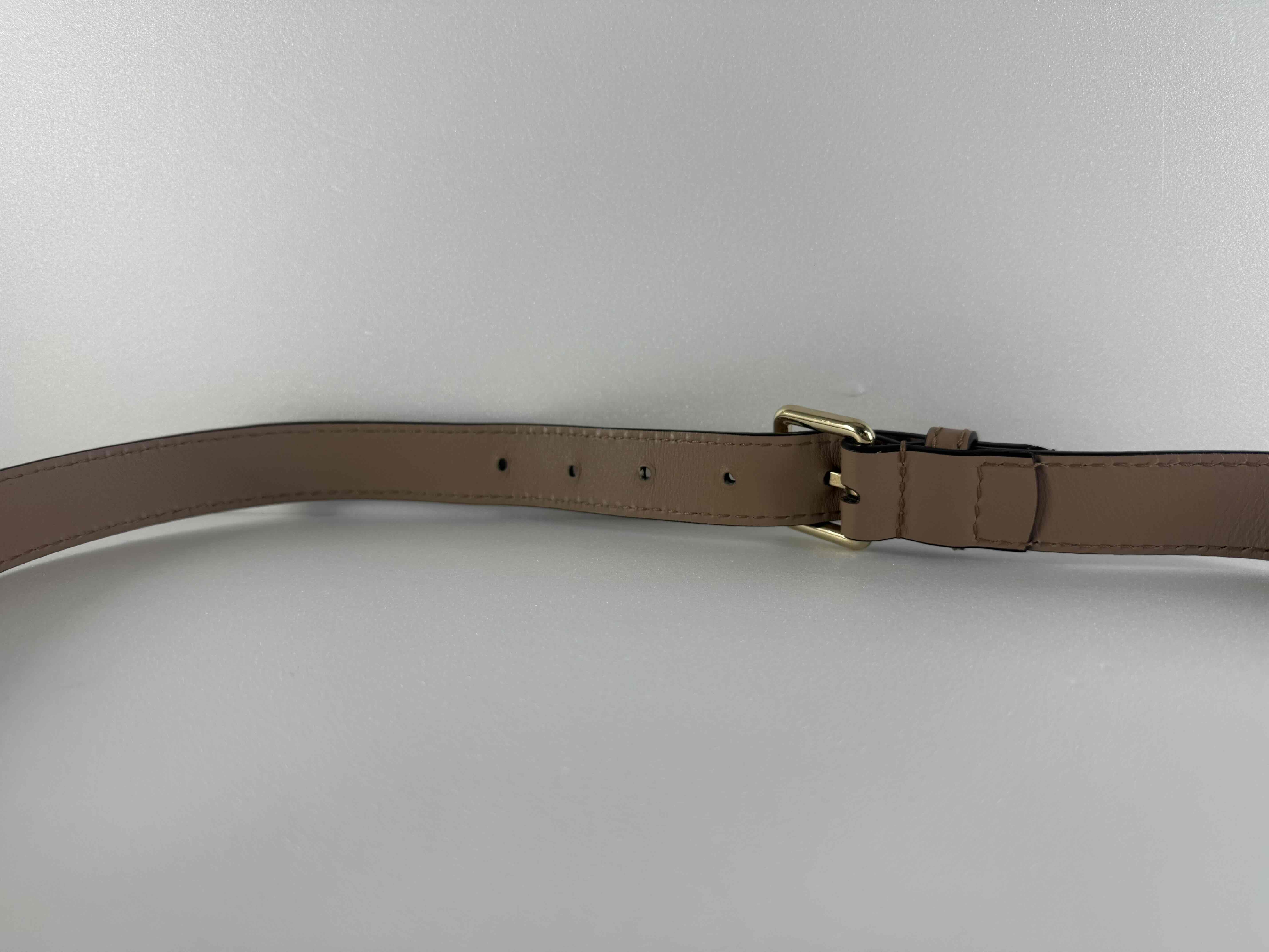 GG Canvas Shoulder Bag — view 6