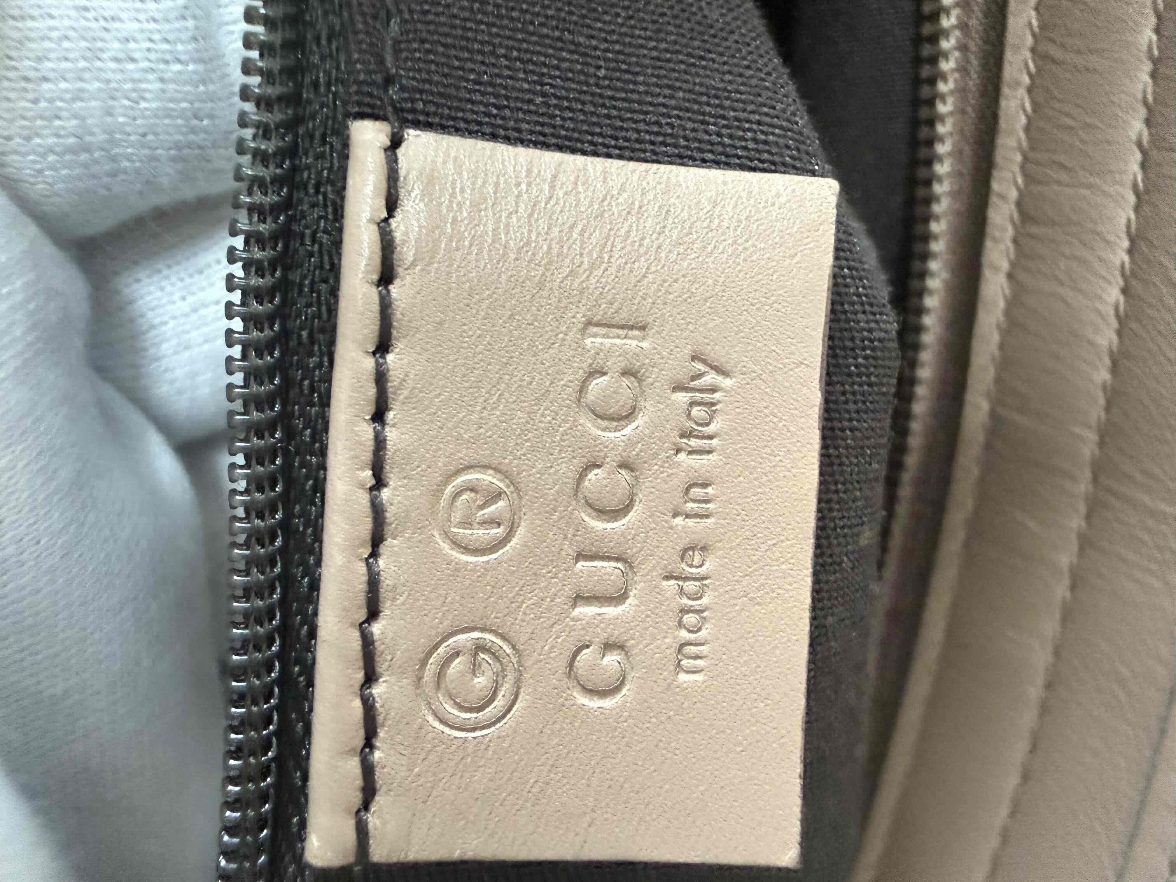GG Canvas Shoulder Bag — view 9