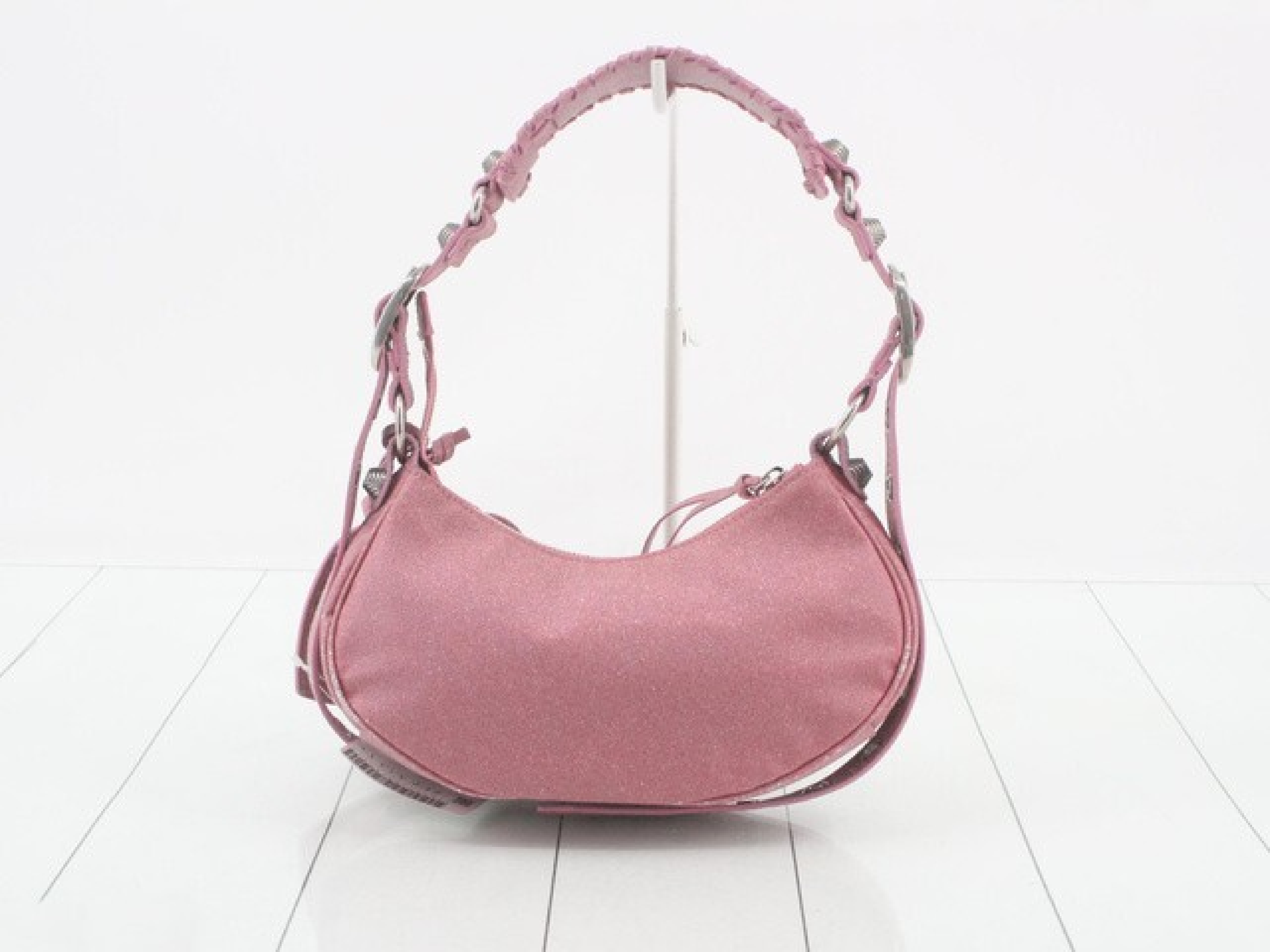 Le Cagole Shoulder Bag — view 2
