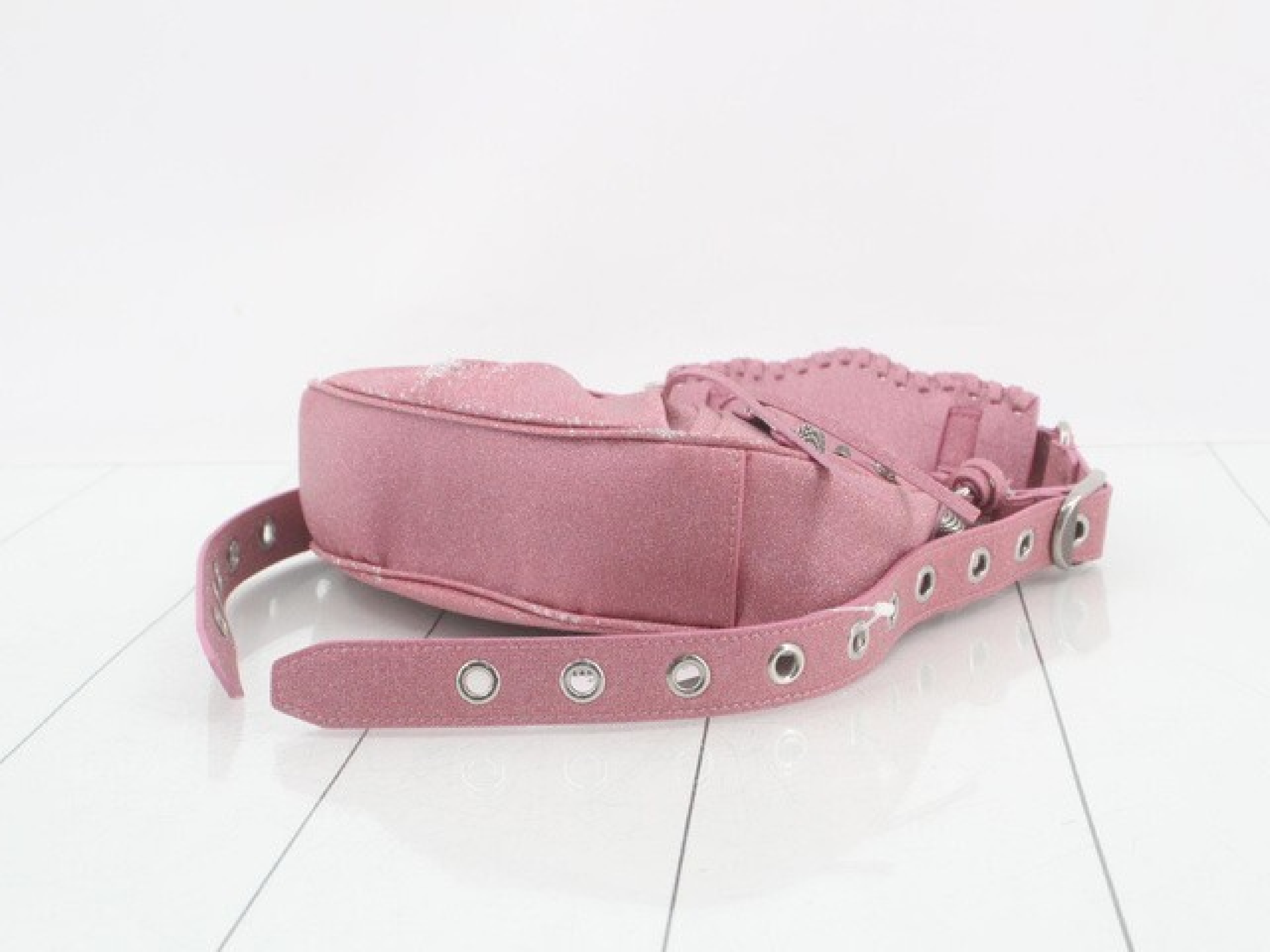 Le Cagole Shoulder Bag — view 6