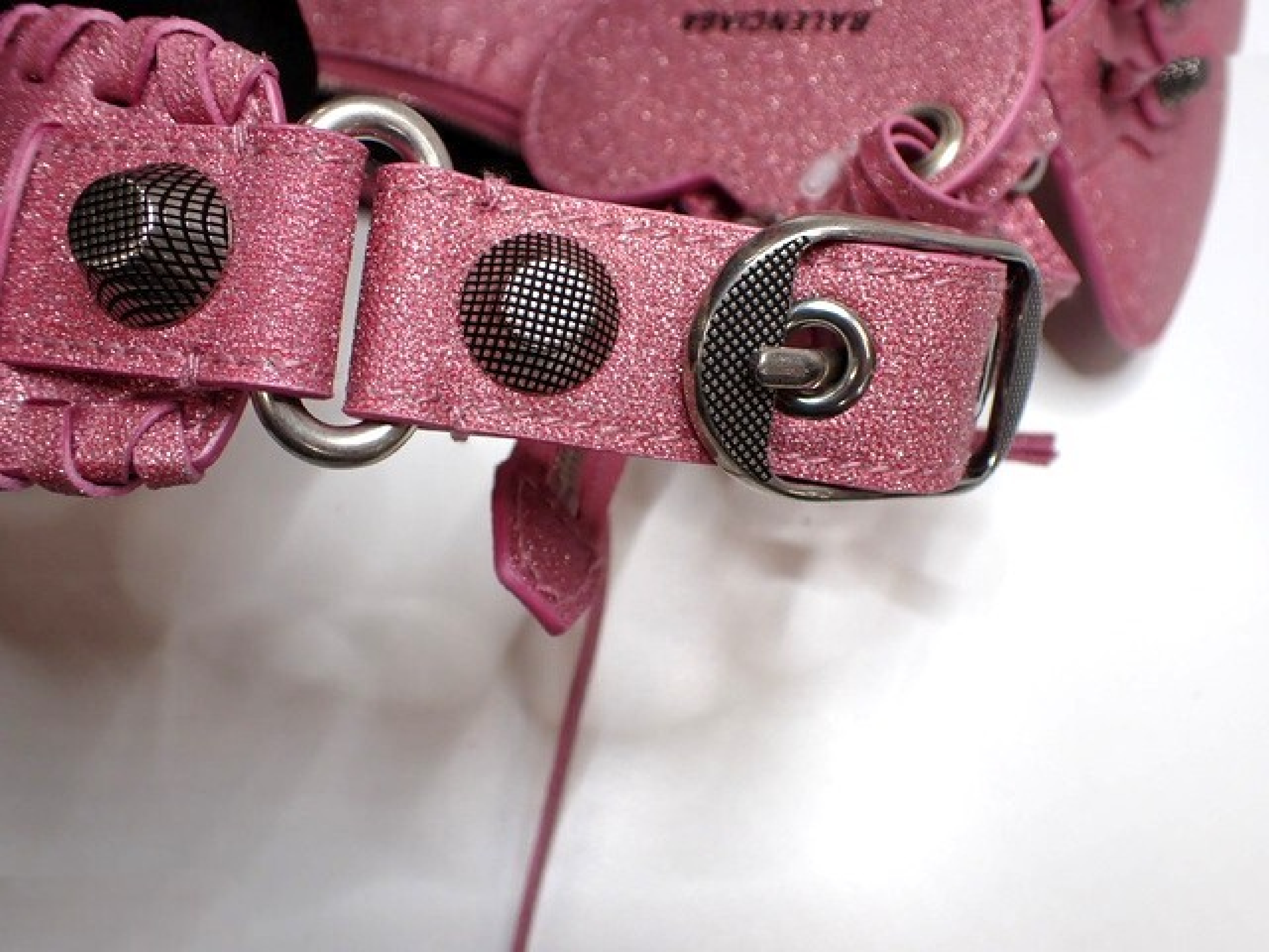 Le Cagole Shoulder Bag — view 7