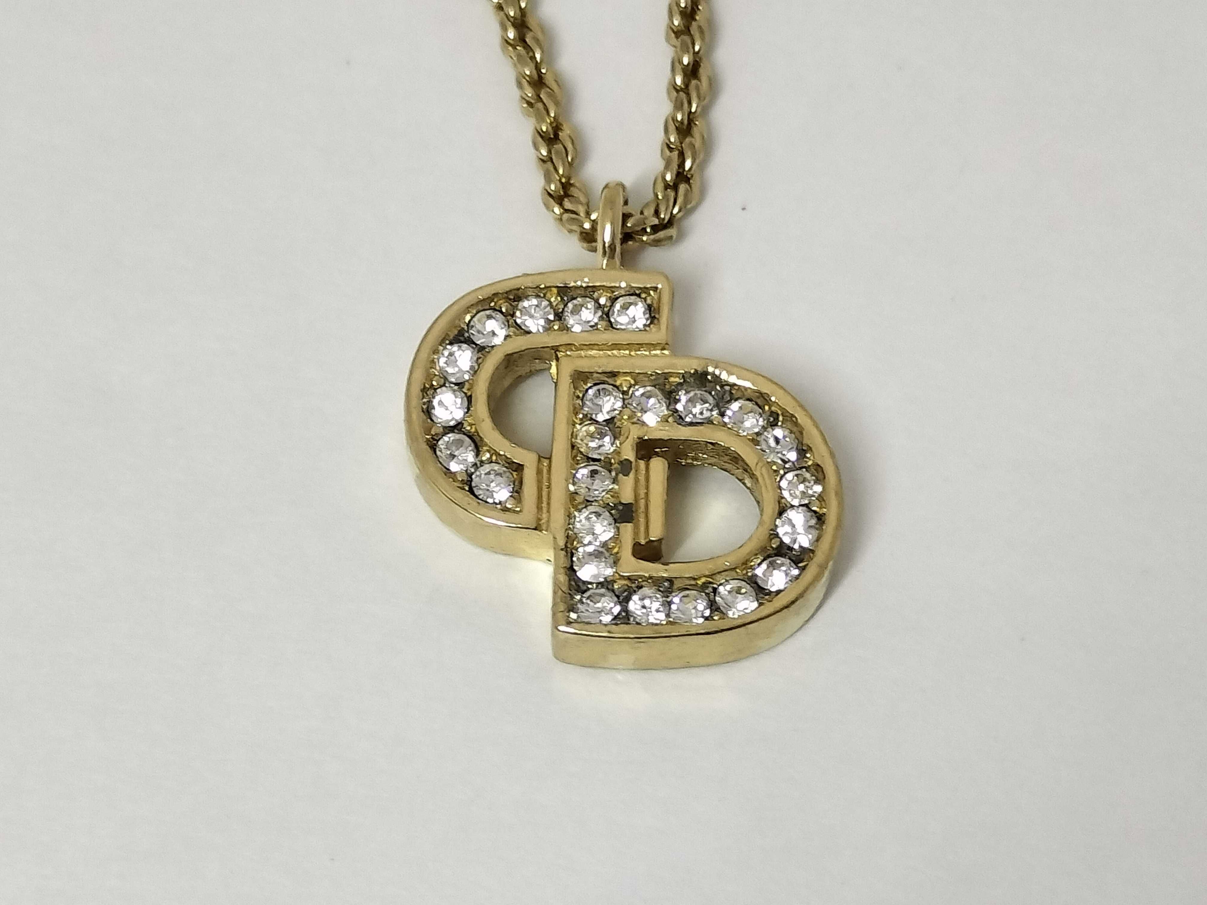 CD rhinestone necklace