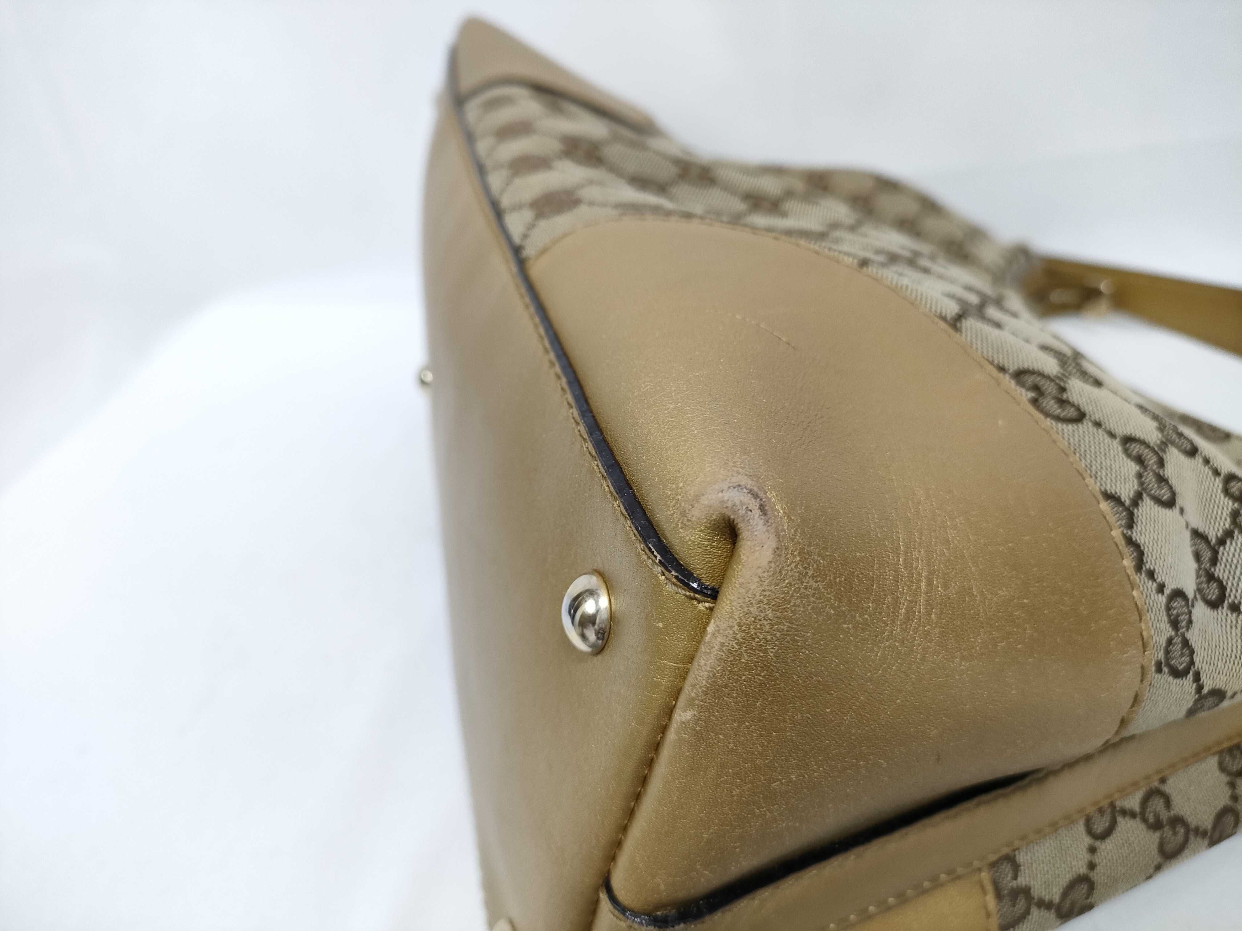 Gold GG Canvas Vintage Heart-Shaped Wrist Bag Shoulder Bag — view 5