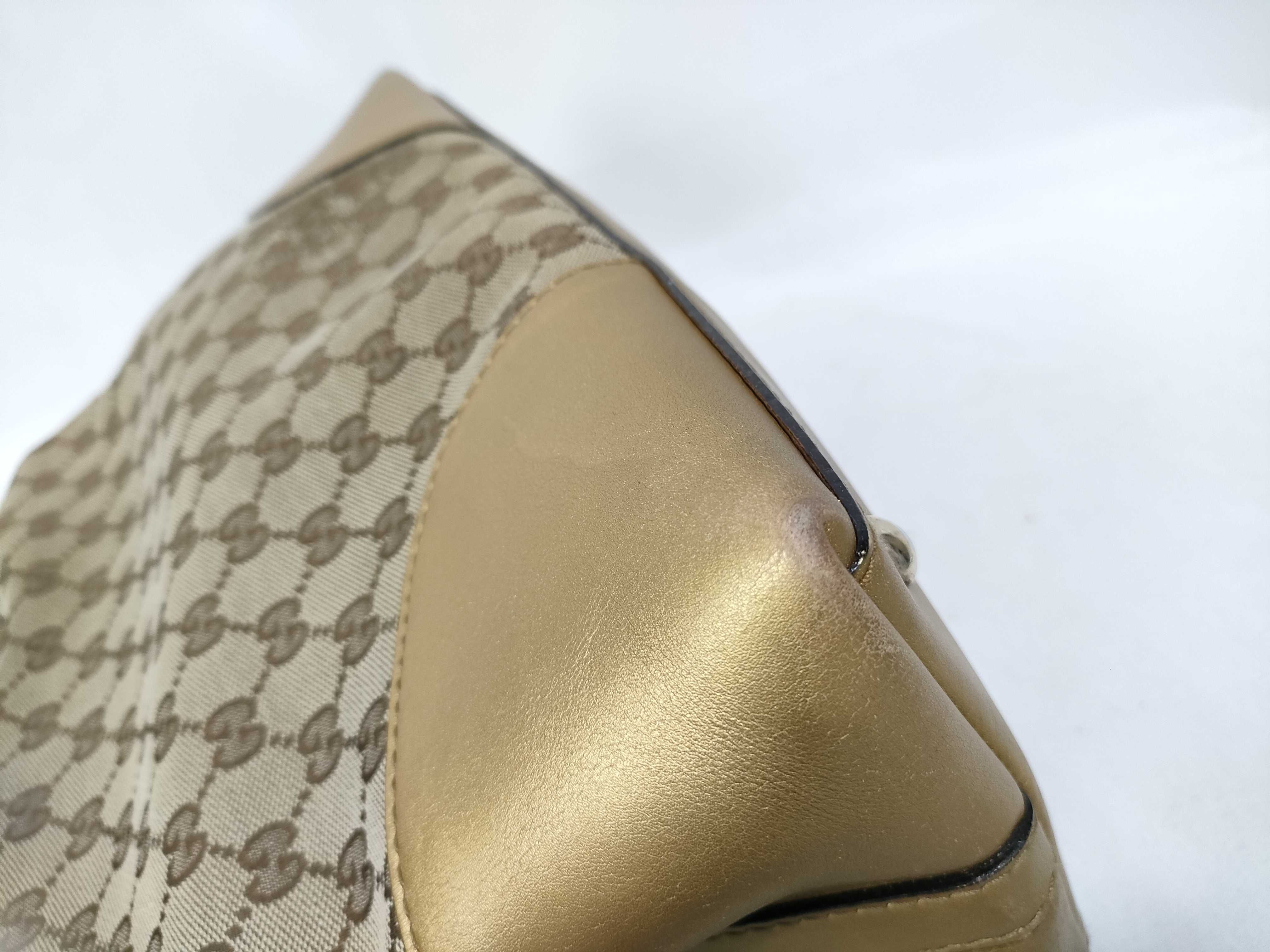 Gold GG Canvas Vintage Heart-Shaped Wrist Bag Shoulder Bag — view 9