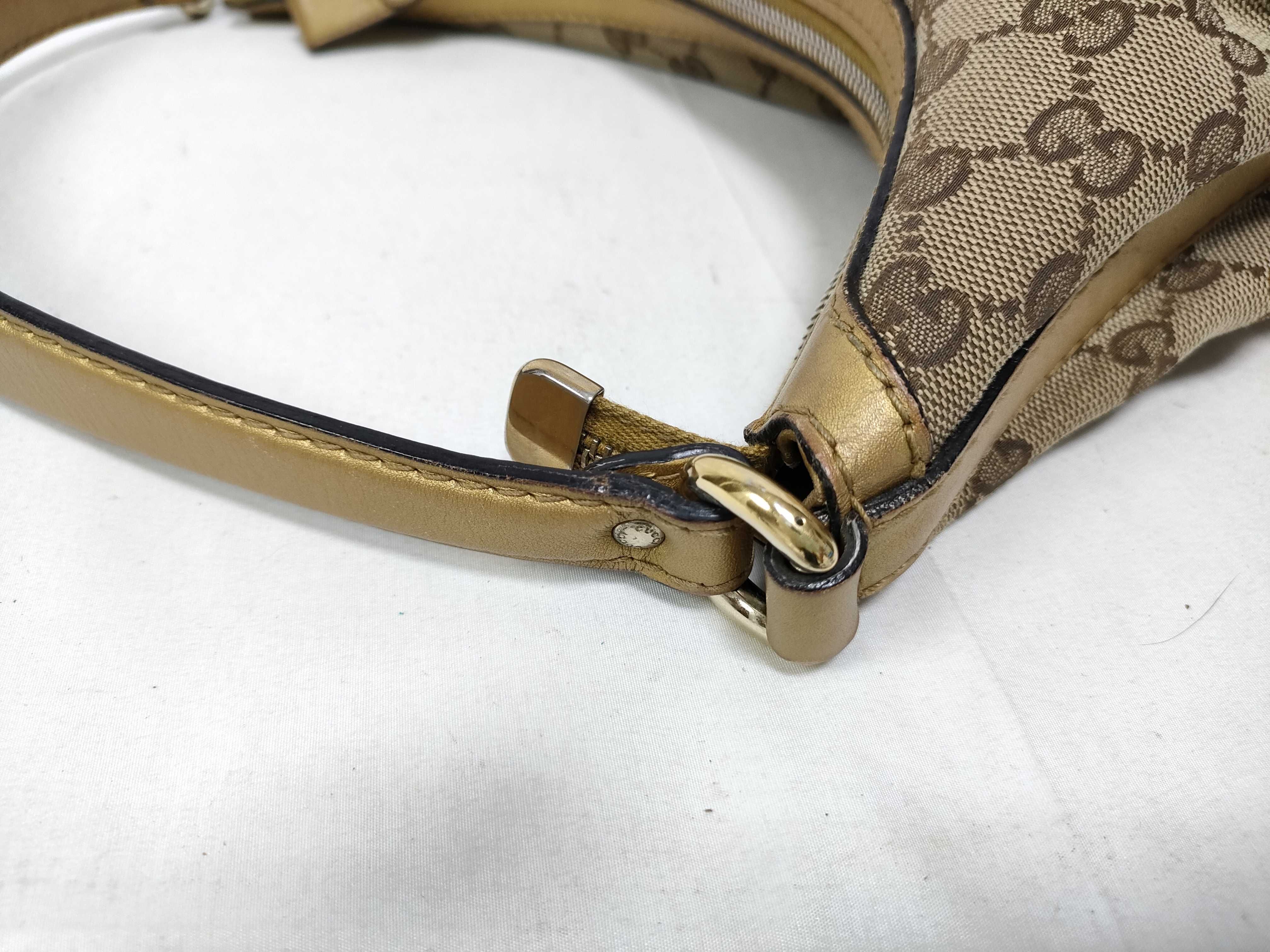 Gold GG Canvas Vintage Heart-Shaped Wrist Bag Shoulder Bag — view 10