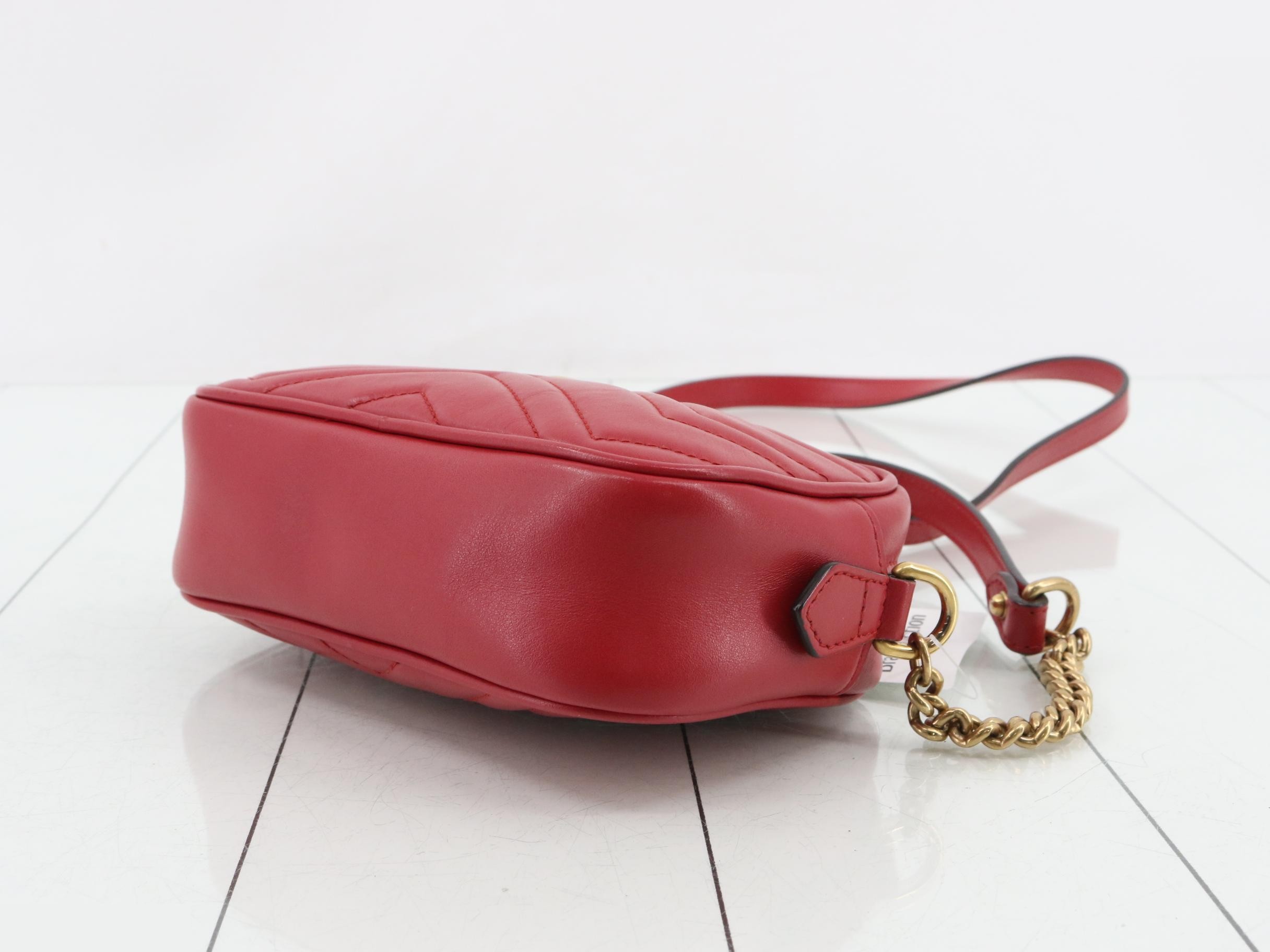 GG Quilted Interlocking Shoulder Bag, Red — view 6
