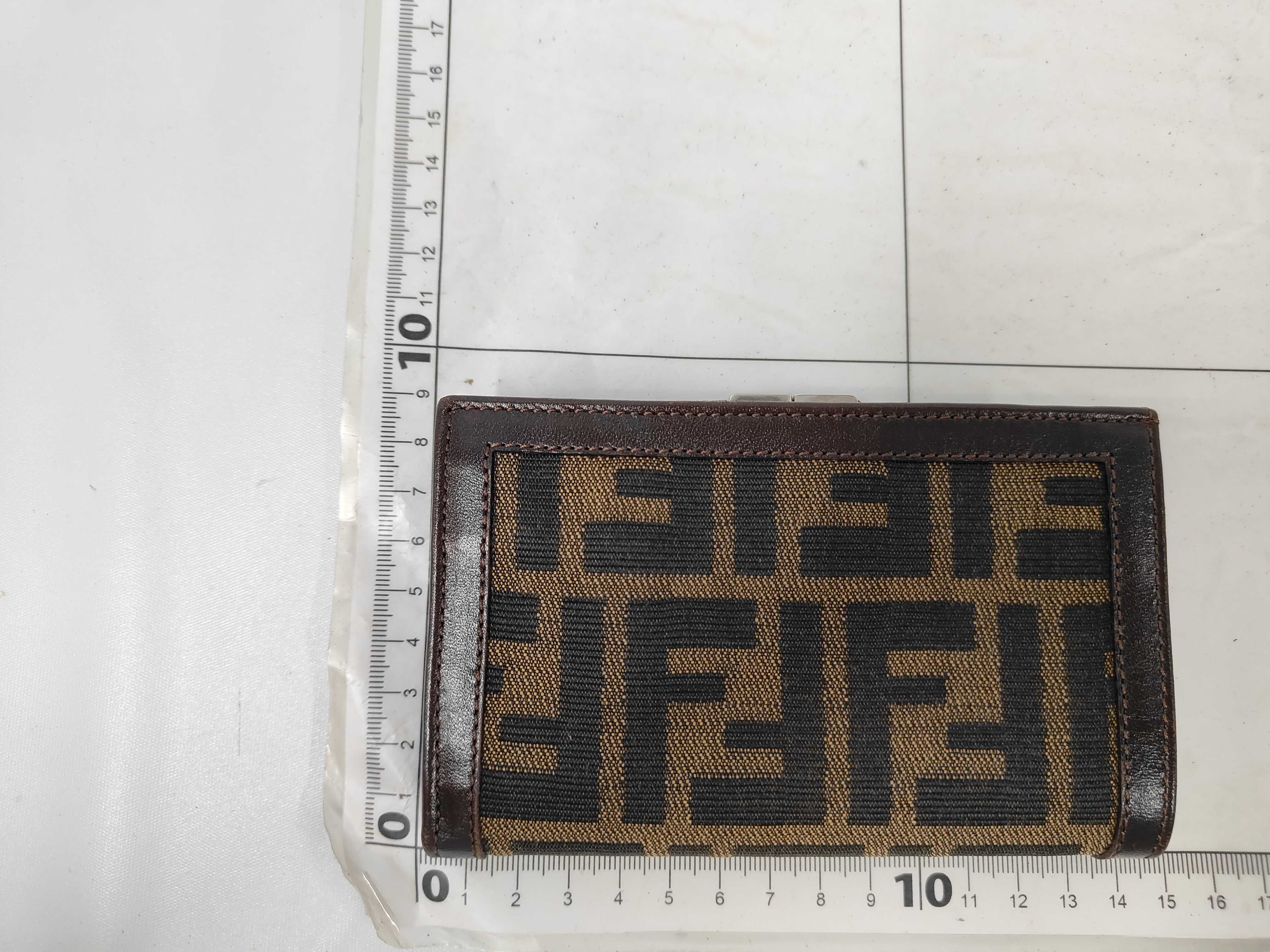 Zucca pattern coin purse bifold wallet, box included, excellent condition. — view 2