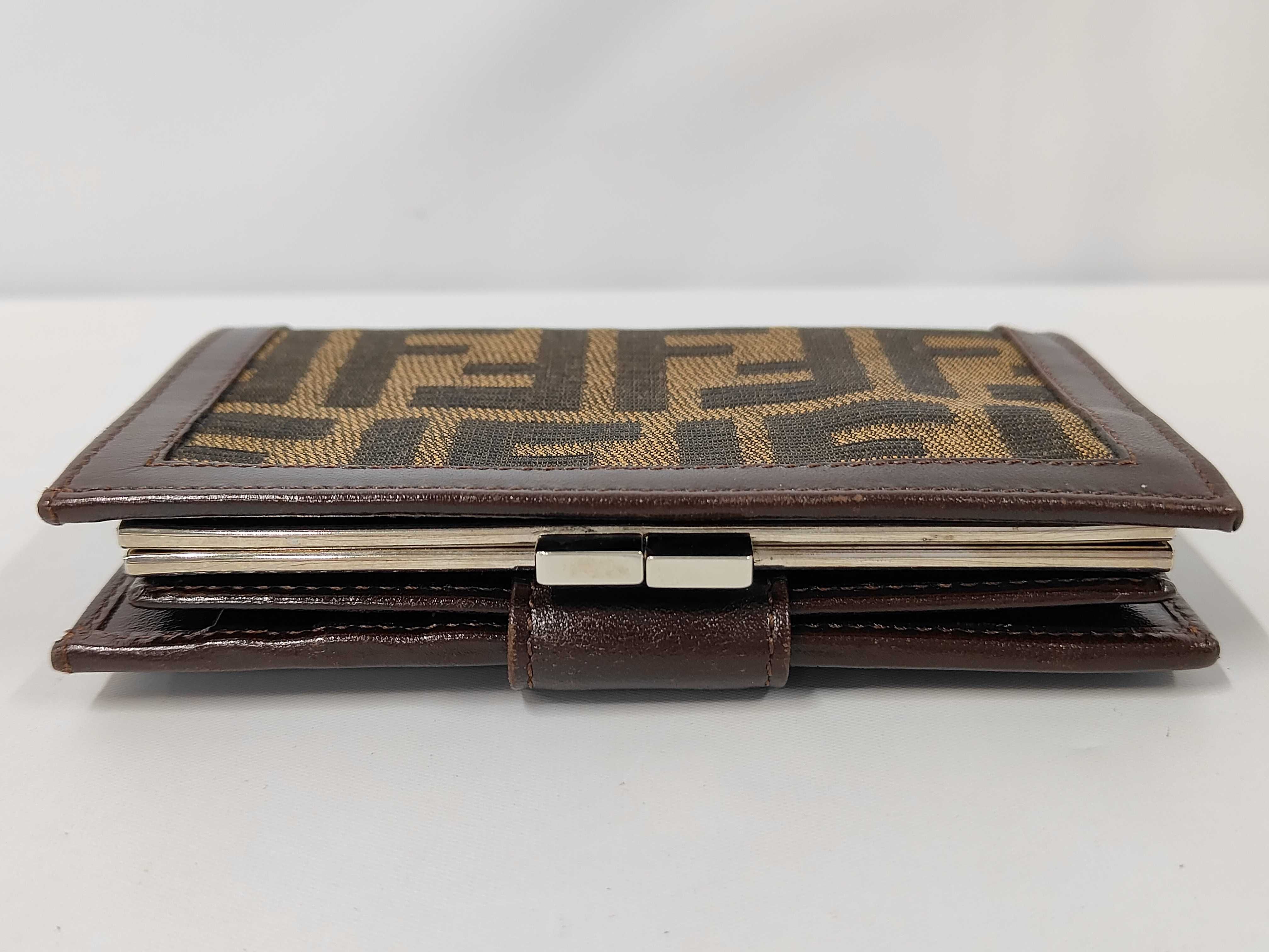 Zucca pattern coin purse bifold wallet, box included, excellent condition. — view 6