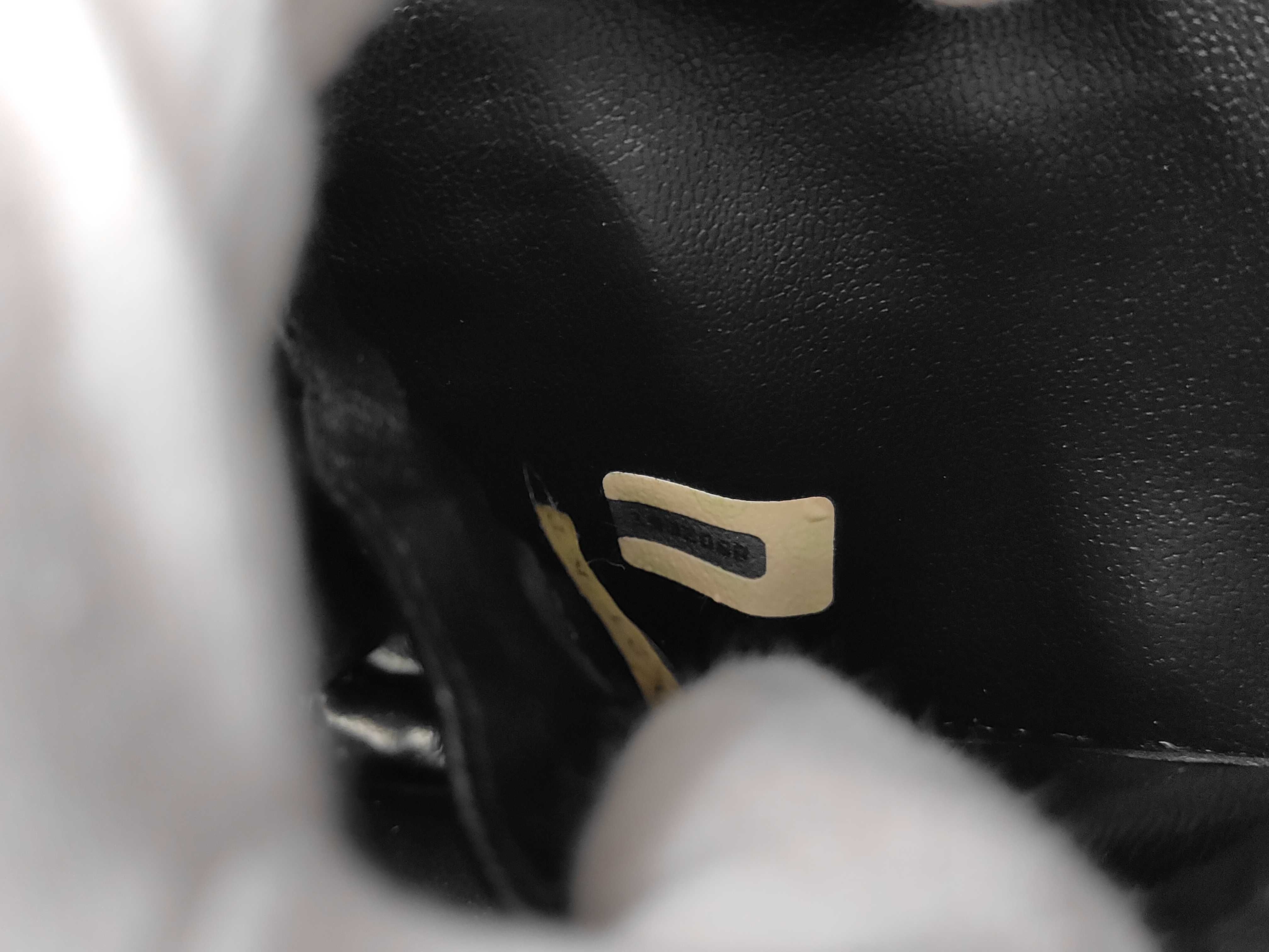 Bicolore Black Lambskin Vanity Bag — view 12
