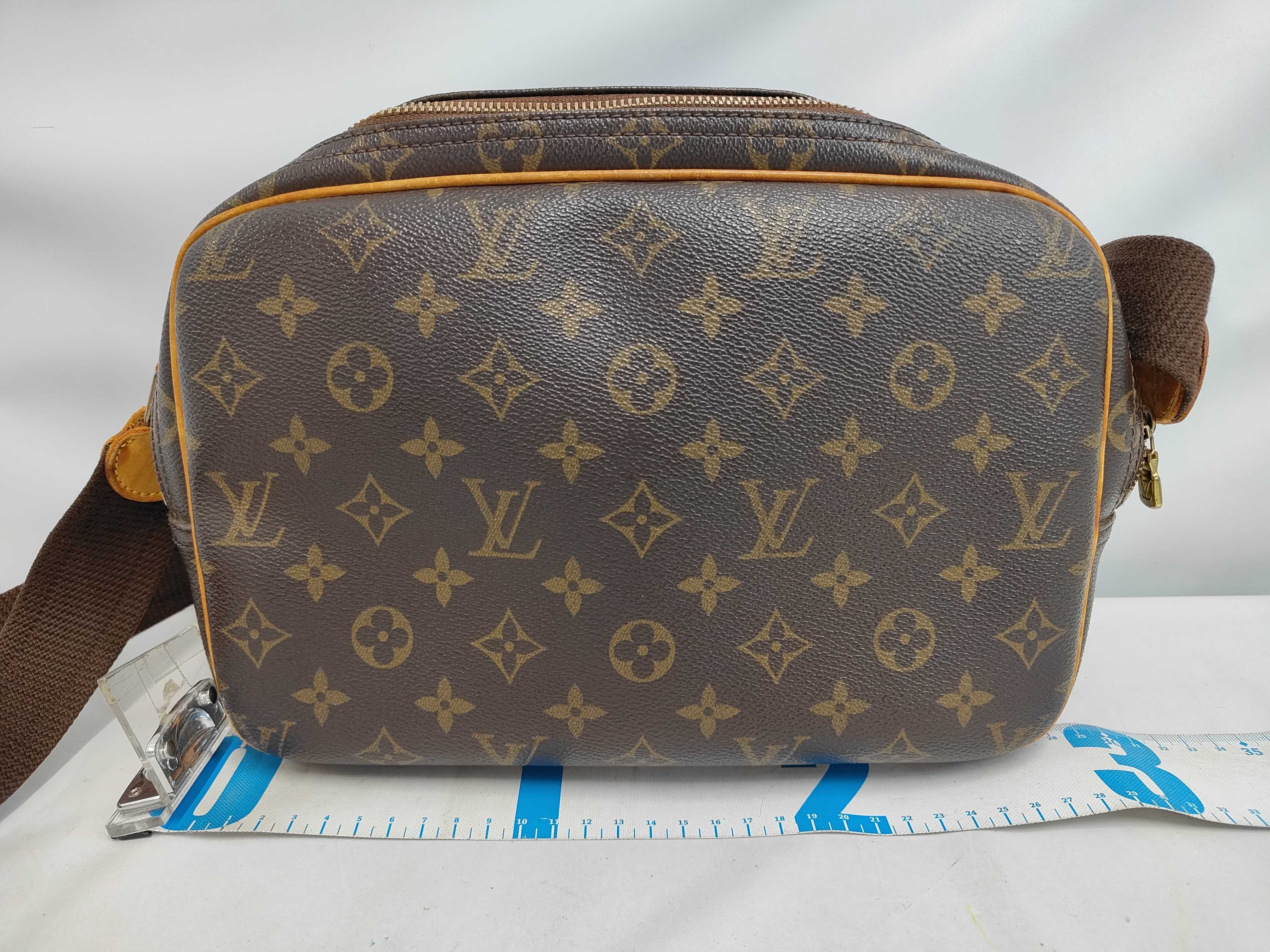 Reporter PM Shoulder Bag — view 2