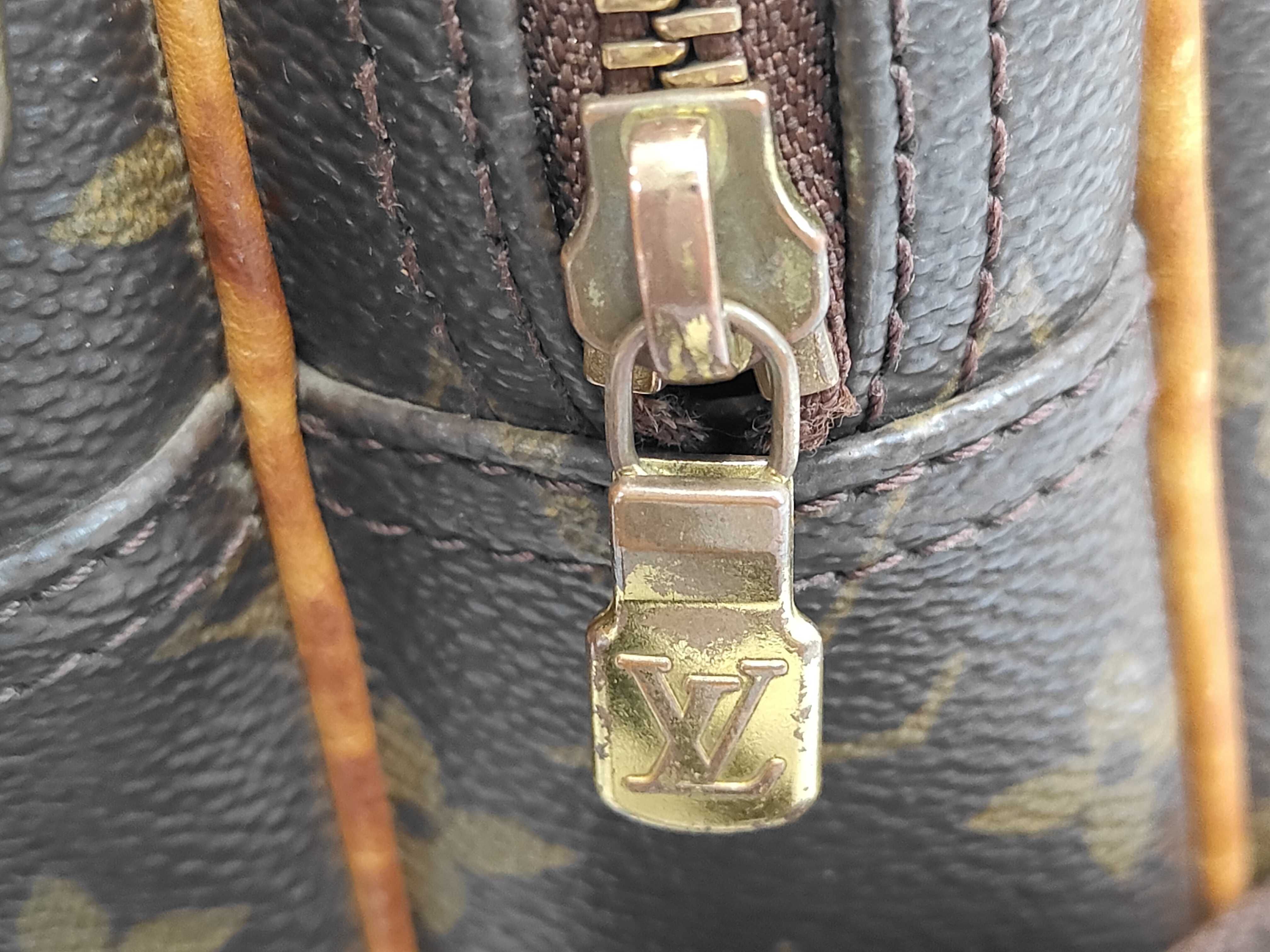 Reporter PM Shoulder Bag — view 7