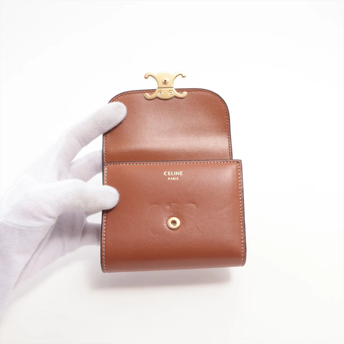 Triomphe Small Flap Wallet Leather Compact Wallet Brown — view 3