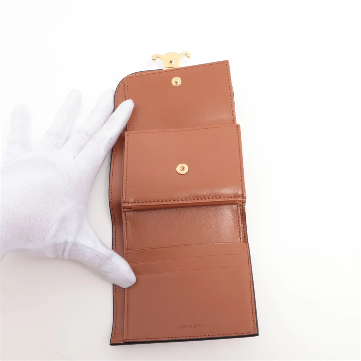 Triomphe Small Flap Wallet Leather Compact Wallet Brown — view 6