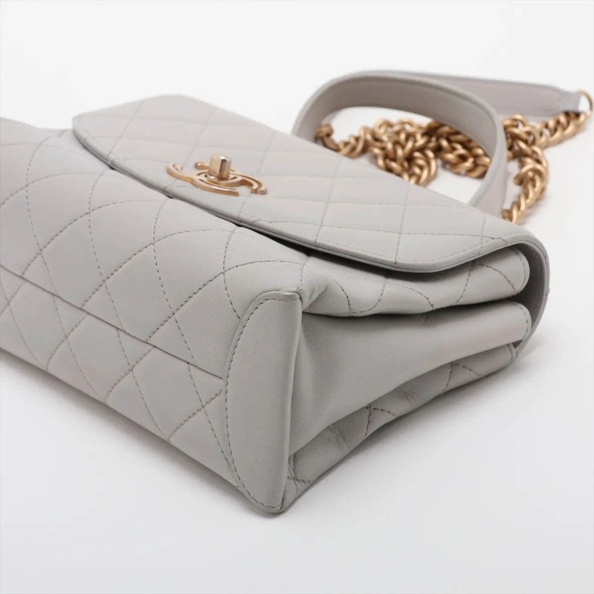 Matelassé Lambskin 2-Way Handbag, Gray with Gold Hardware, Item Number 28780498 (Serial Number in the 28s range) — view 3