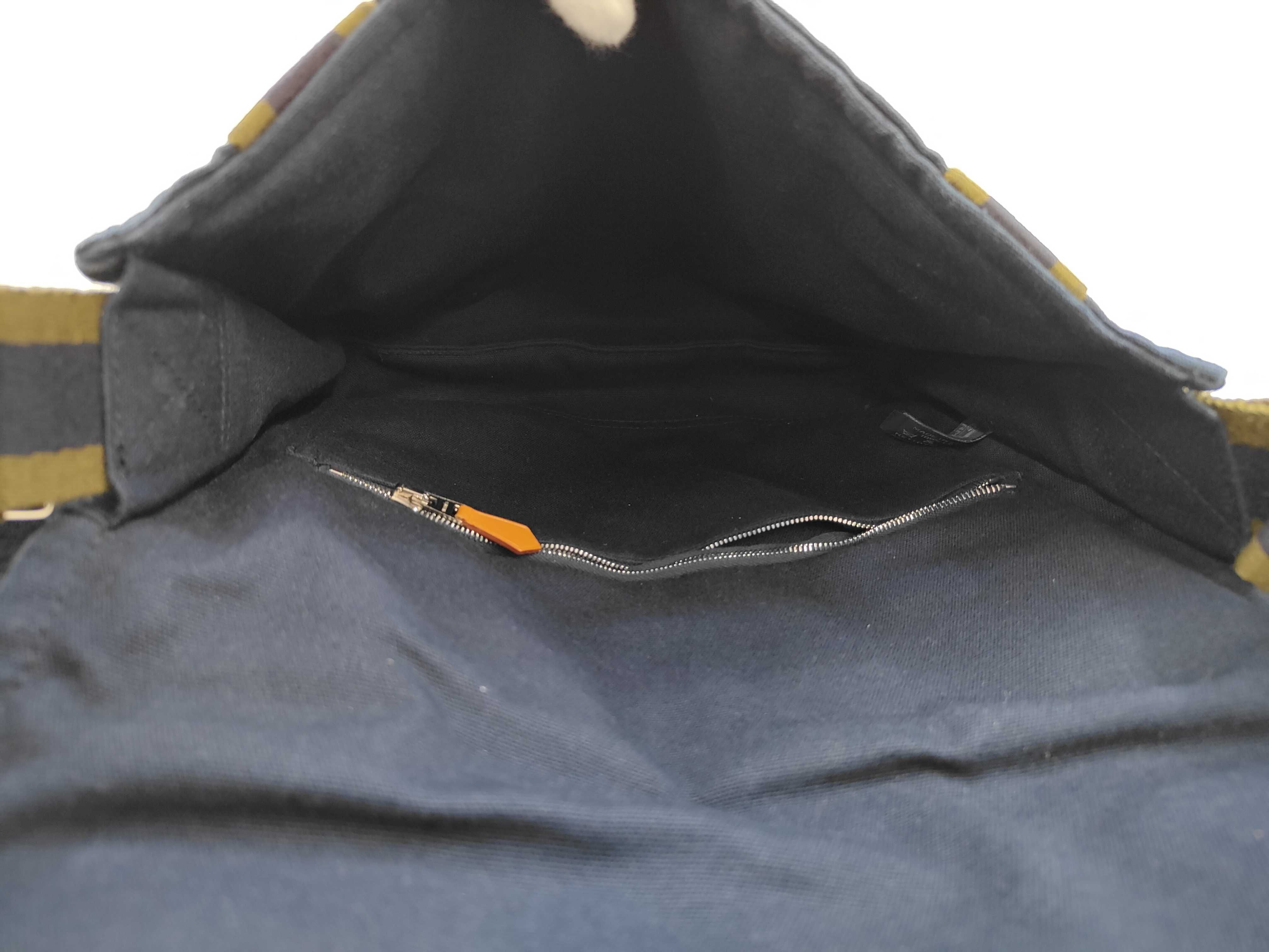 Shoulder bag — view 10