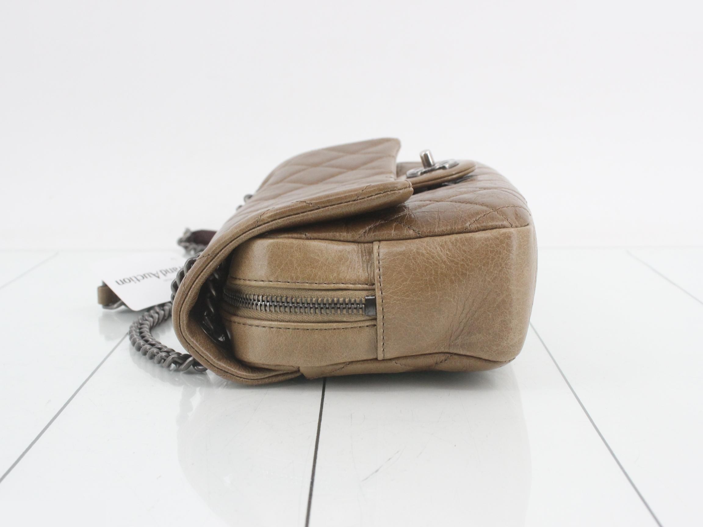 Matelassé (bag) - Shoulder bag — view 4