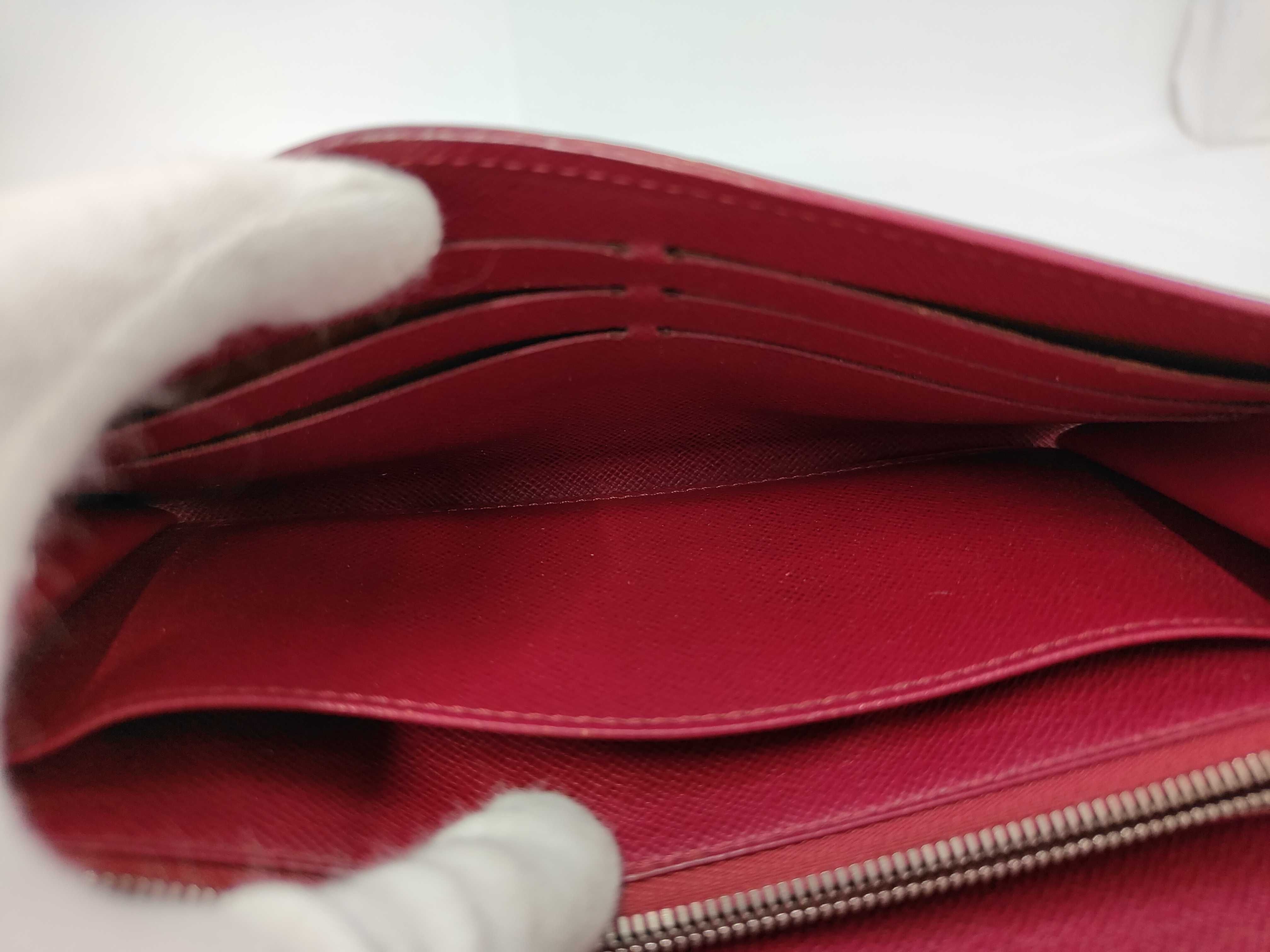 LV wallet — view 8
