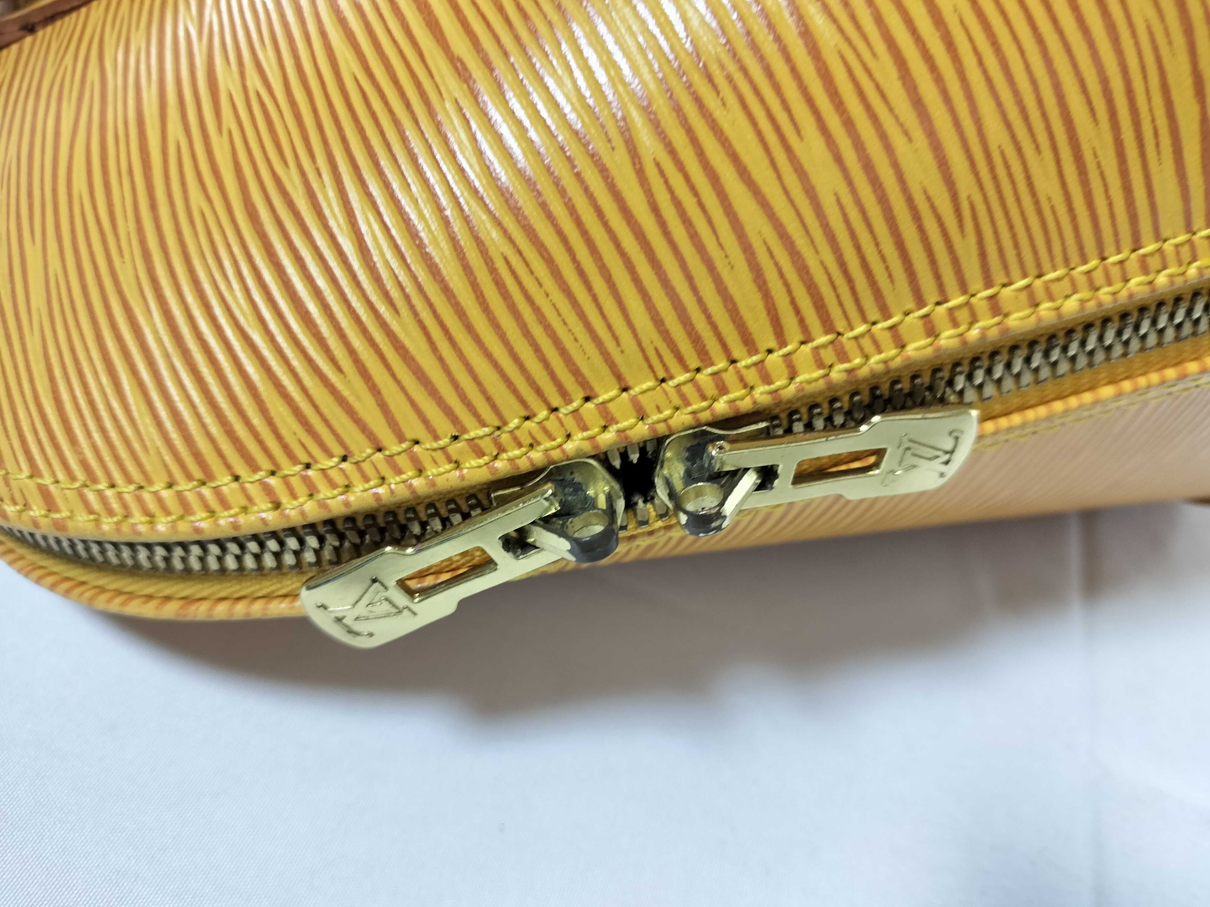 Epi M52149 Alma Yellow Handbag — view 13