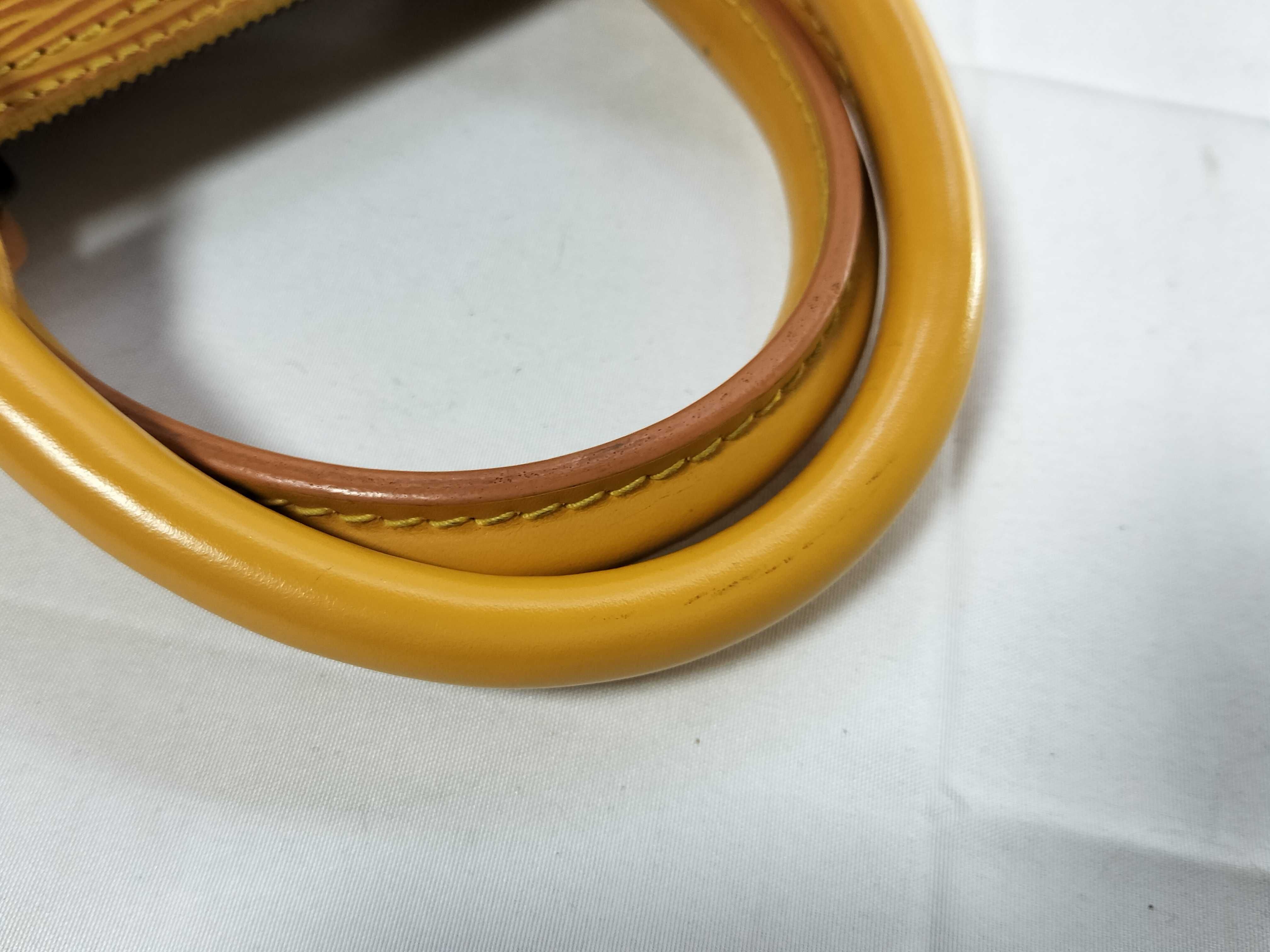Epi M52149 Alma Yellow Handbag — view 4