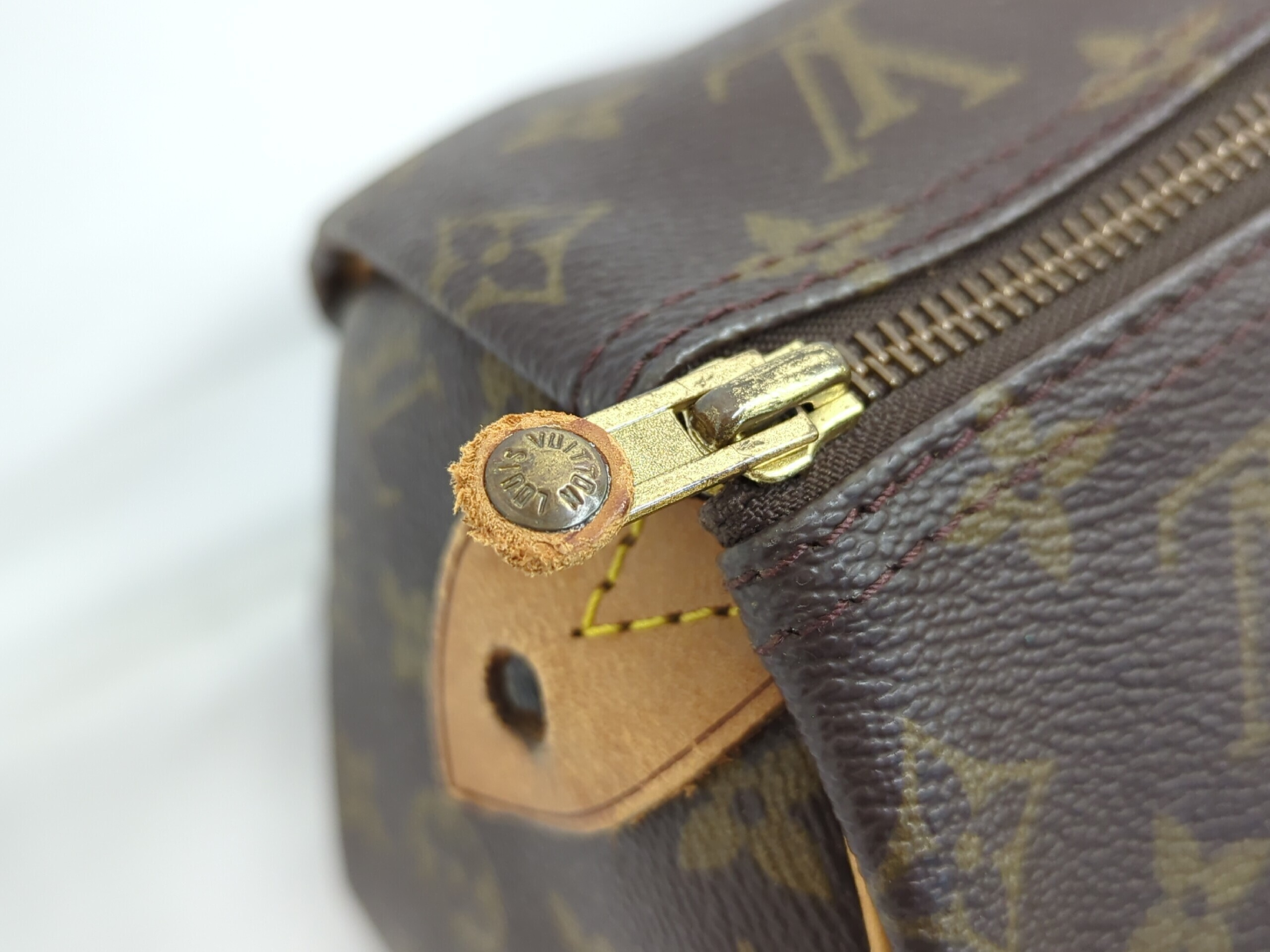 M41522 Monogram Speedy 40 Handbag — view 9