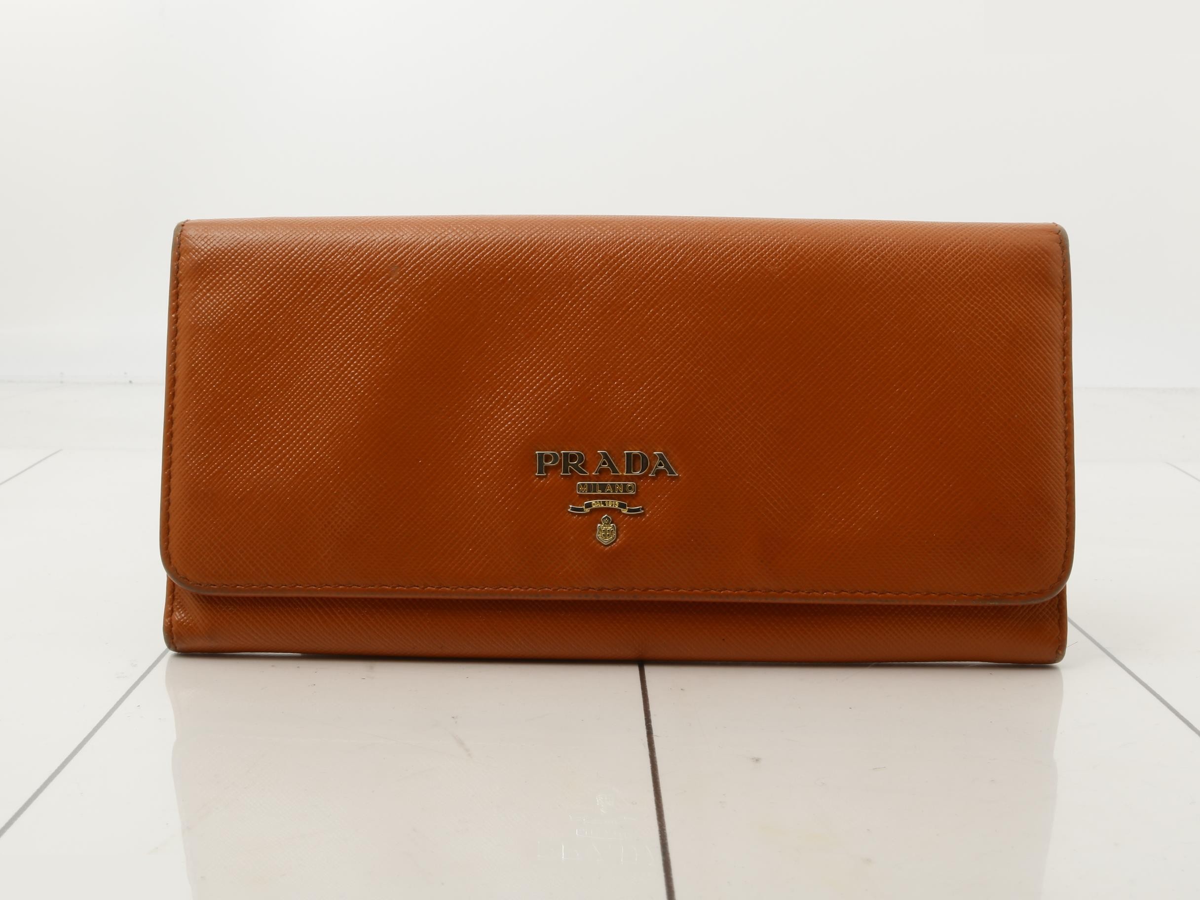 Logo Bi-fold Long Wallet