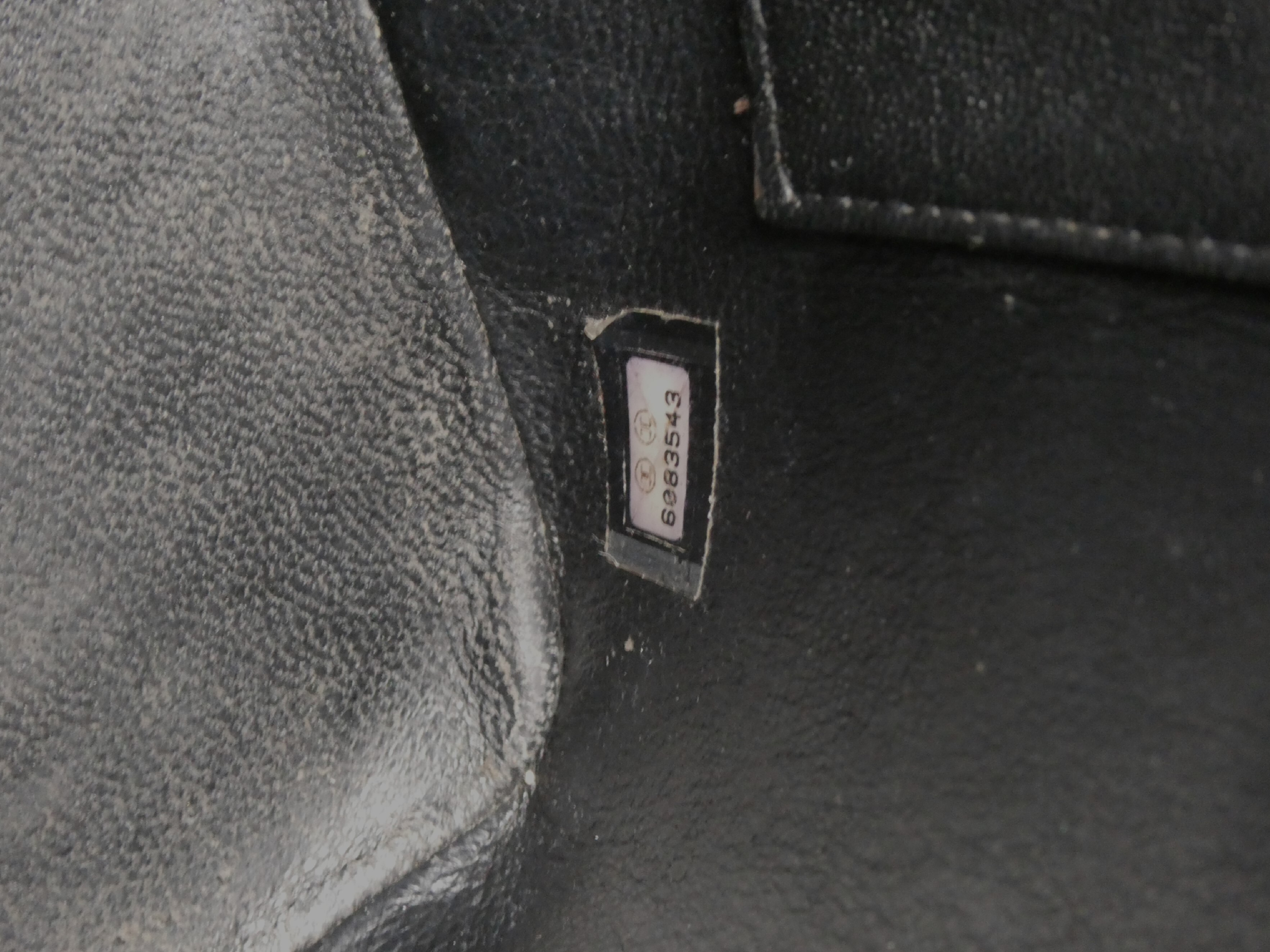Reissue Tote Bag with Coco Mark and Caviar Leather — view 9