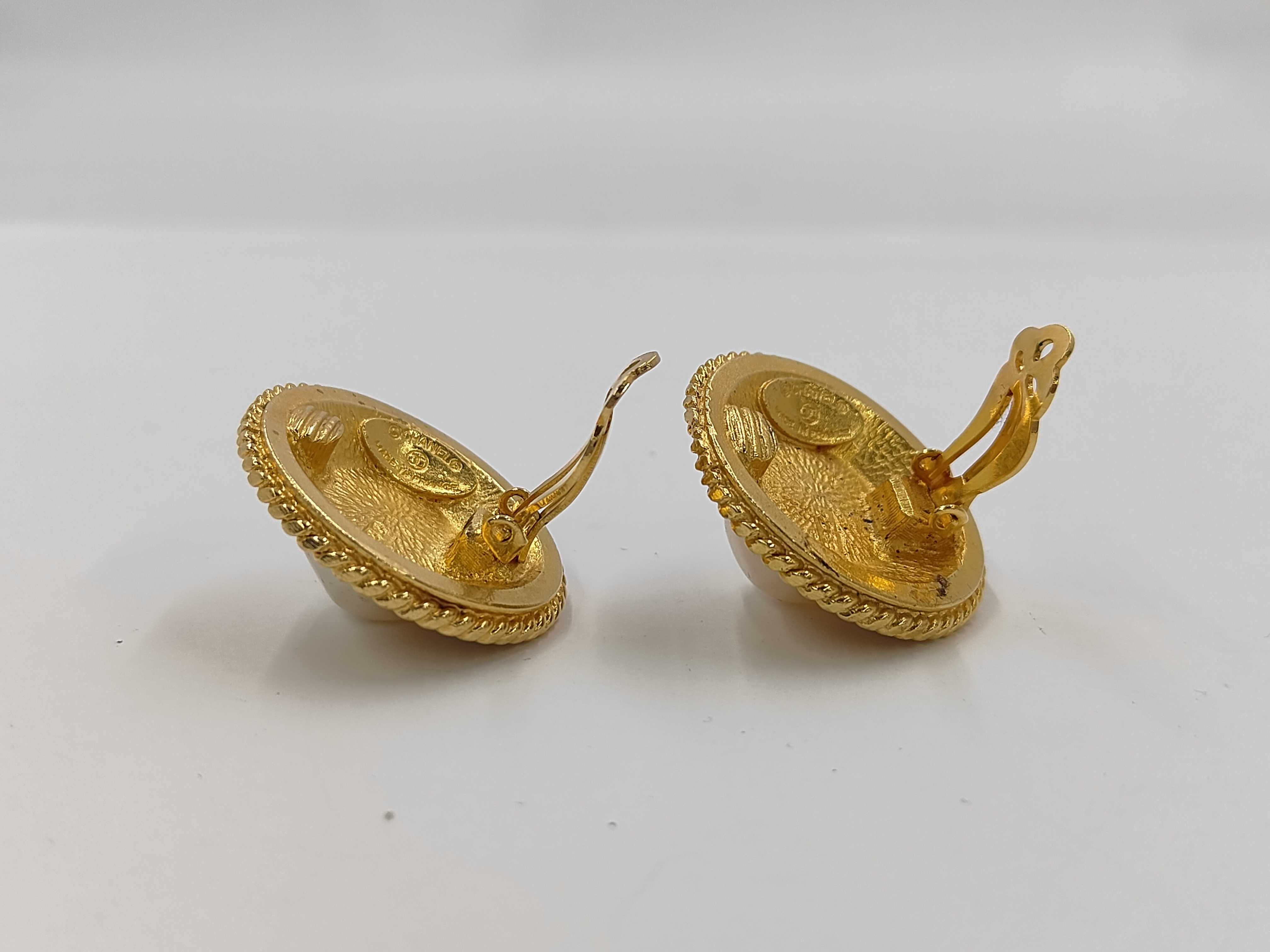 brand jewelry earrings, pearl earrings. — view 3