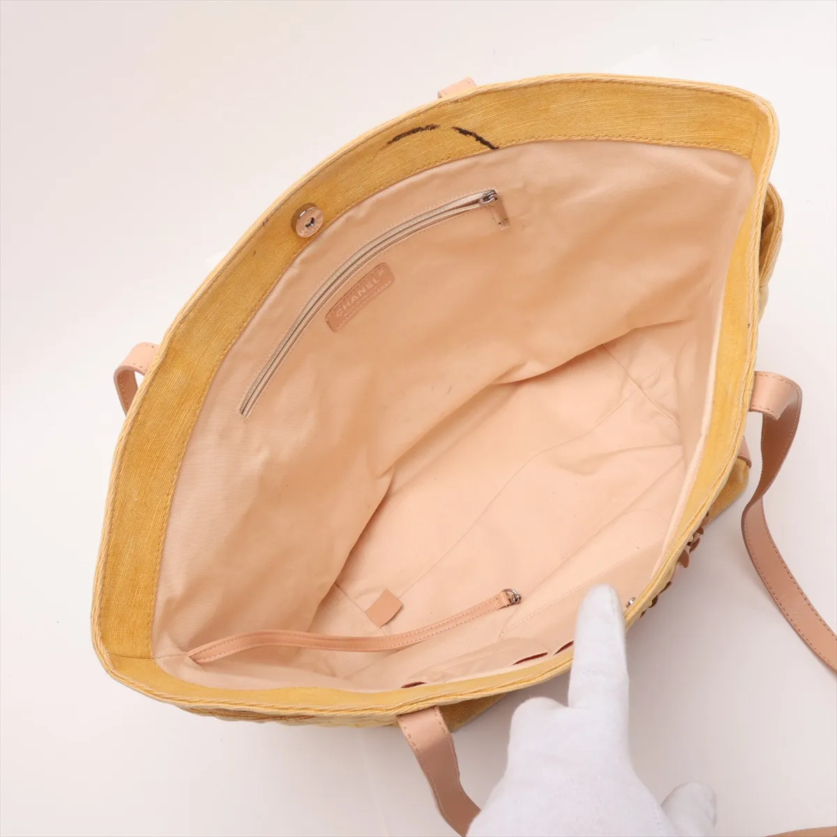 Matelassé Denim x Leather Tote Bag, Camellia design, Yellow x Beige, Silver hardware, Item number 14420634, Series 14 — view 7