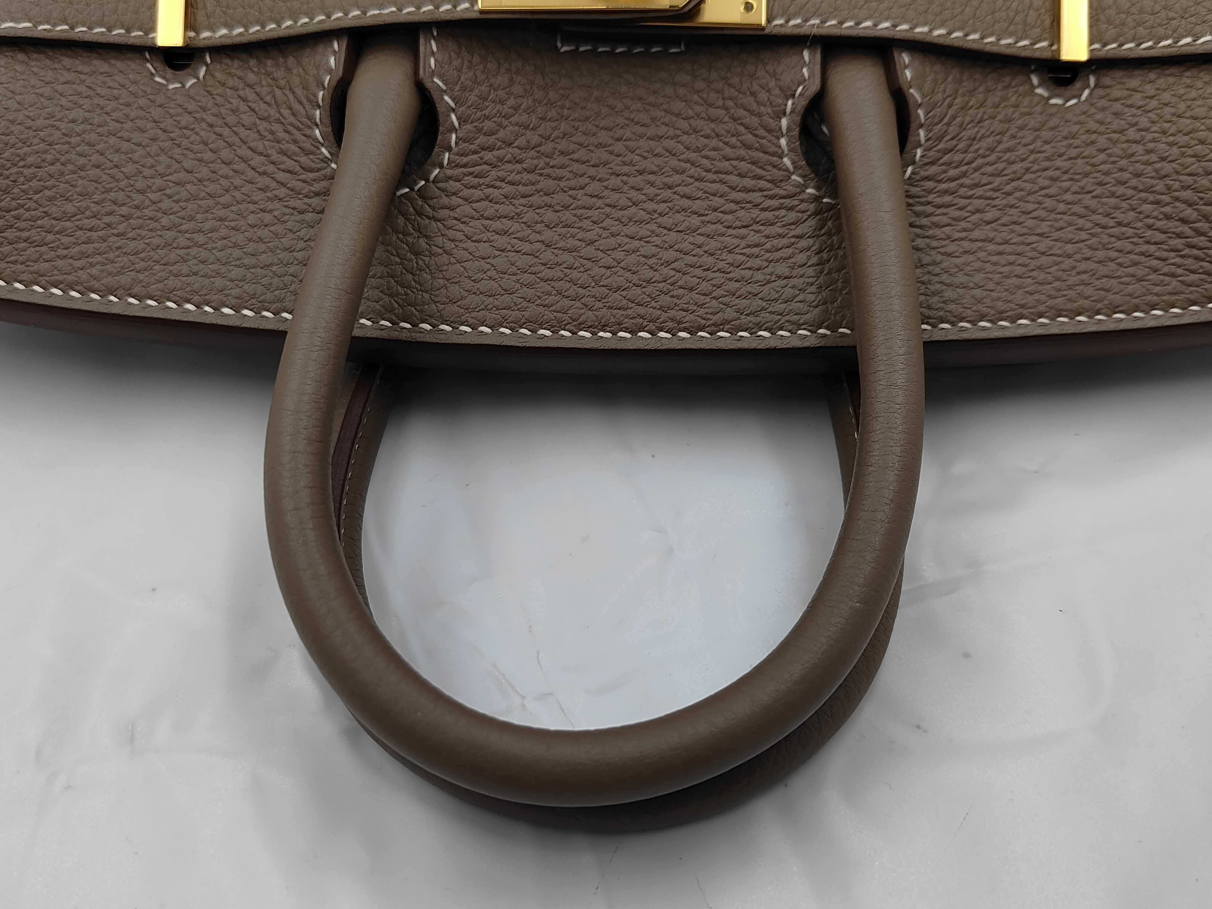 Birkin 25 Etoupe Gold Hardware Togo Leather Handbag (K Stamp) — view 3