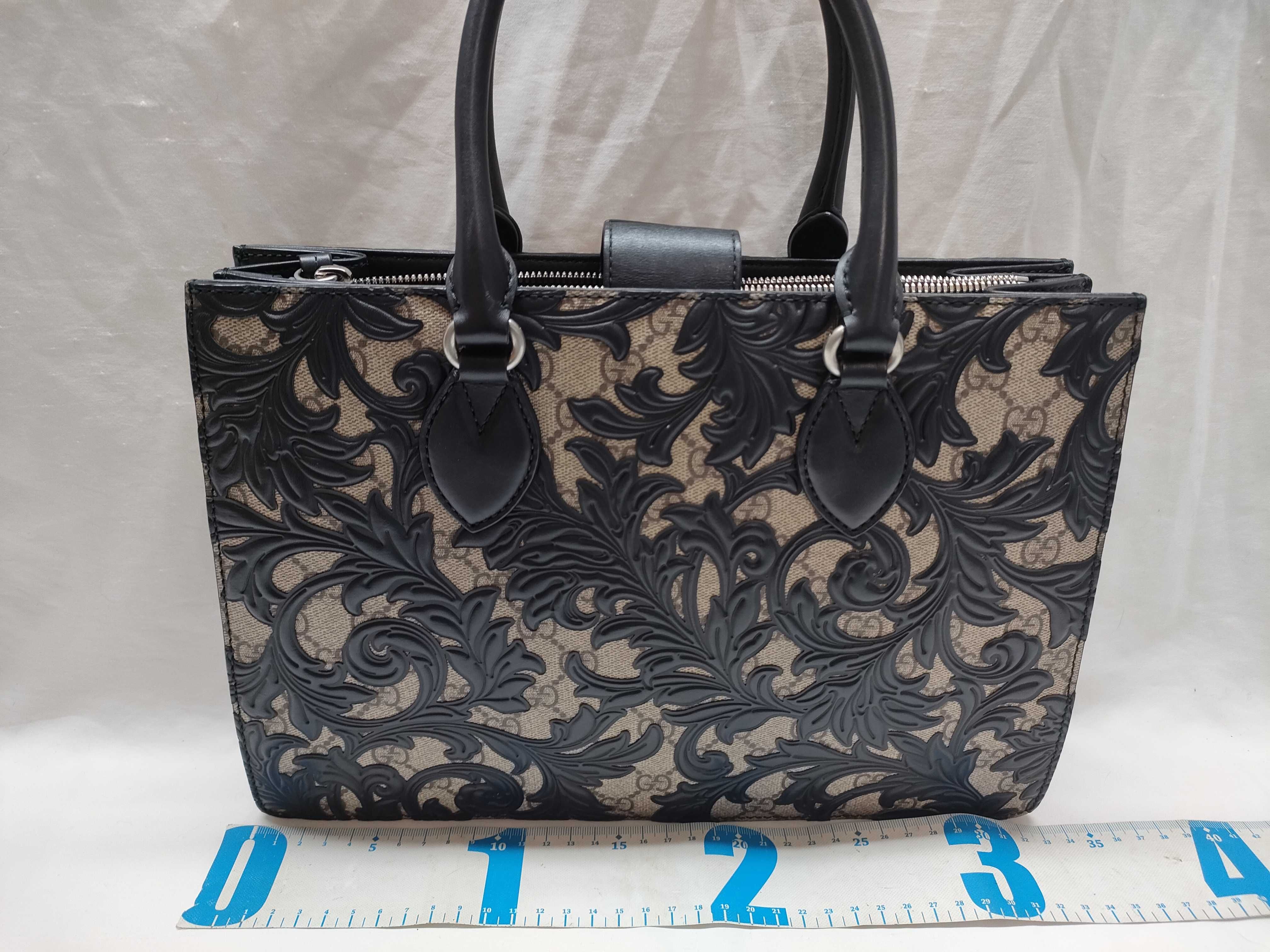 GG Supreme Arabesque PVC x Leather 2-Way Handbag Beige x Black 409531 Handbag — view 2