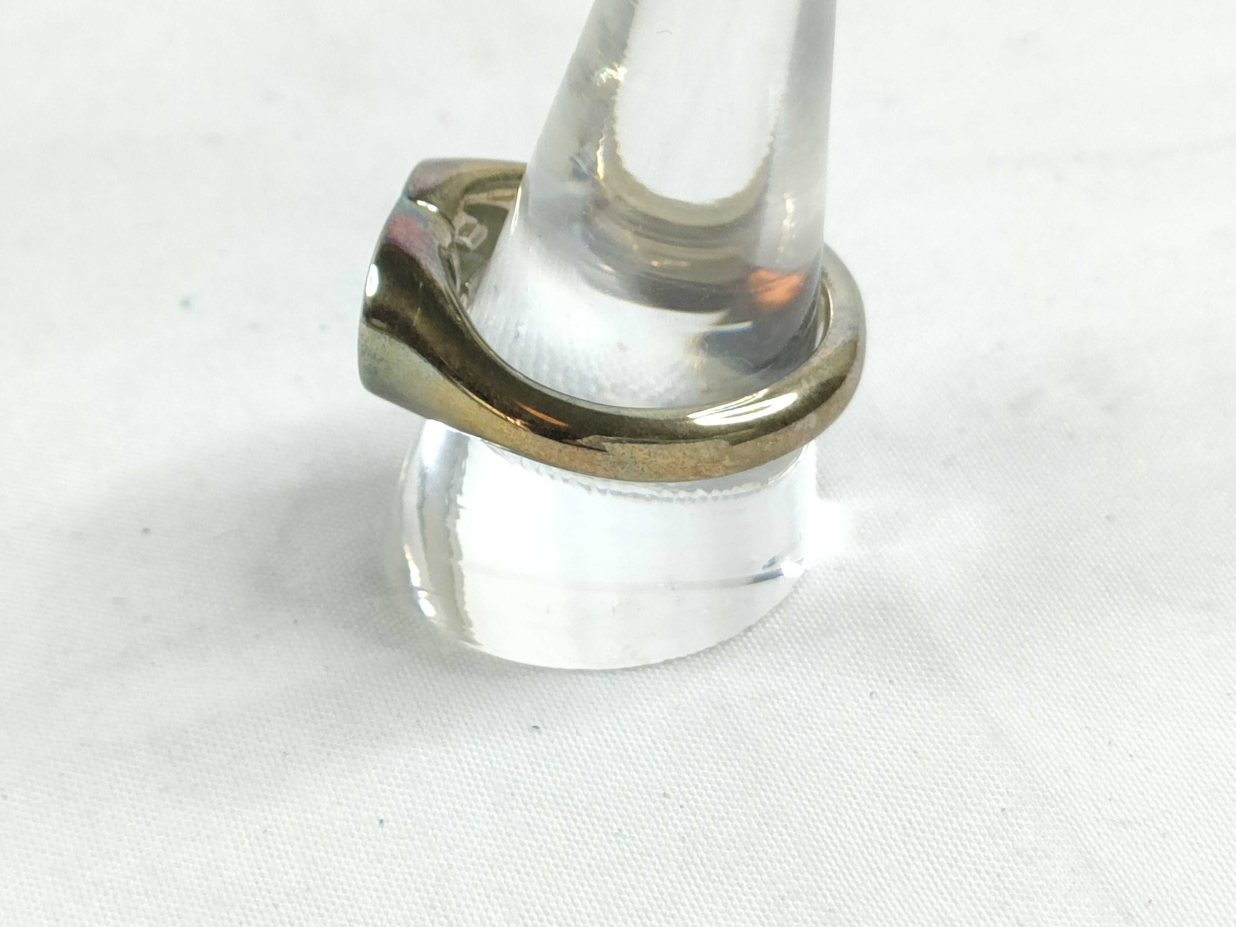 SV9252539 Interlocking G Ring with Box — view 2
