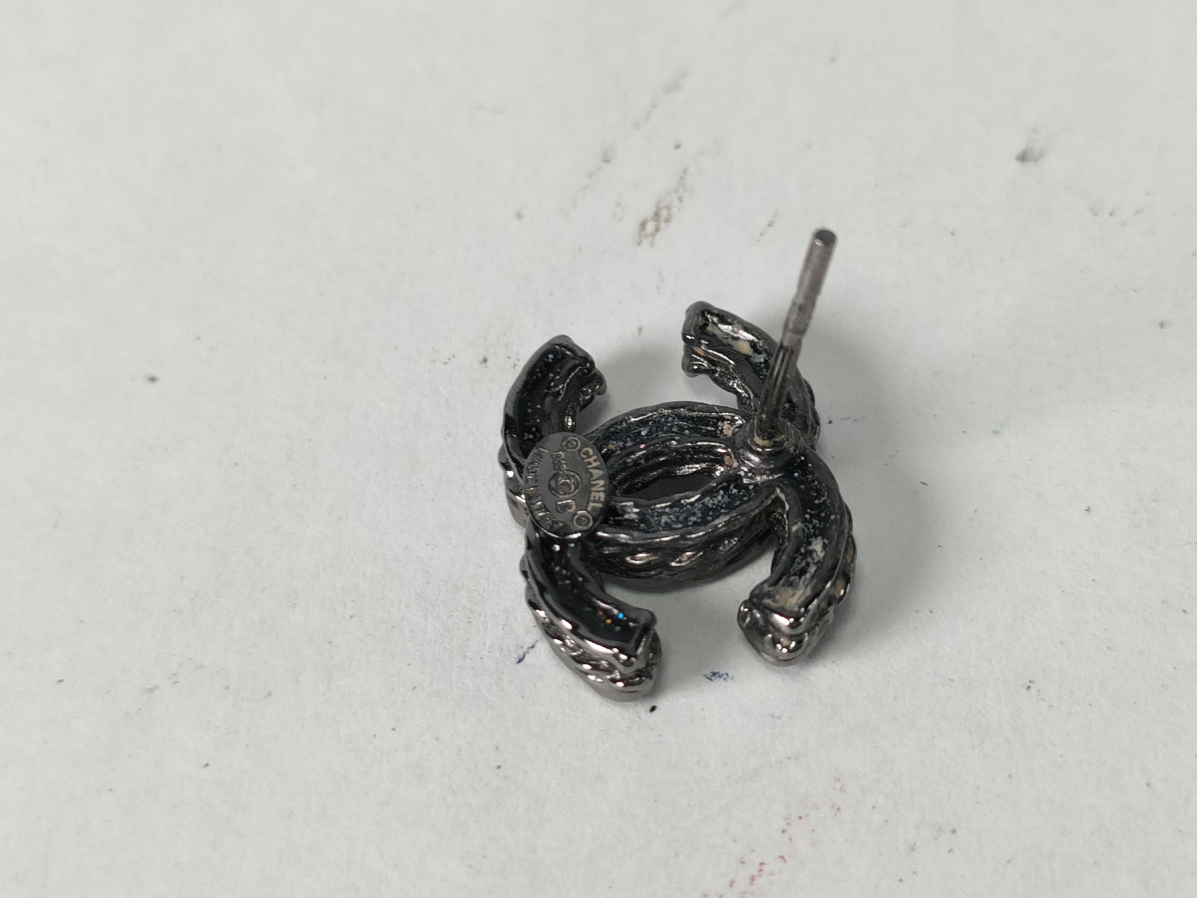 Silver Coco Mark Earring / Single Earring — view 4