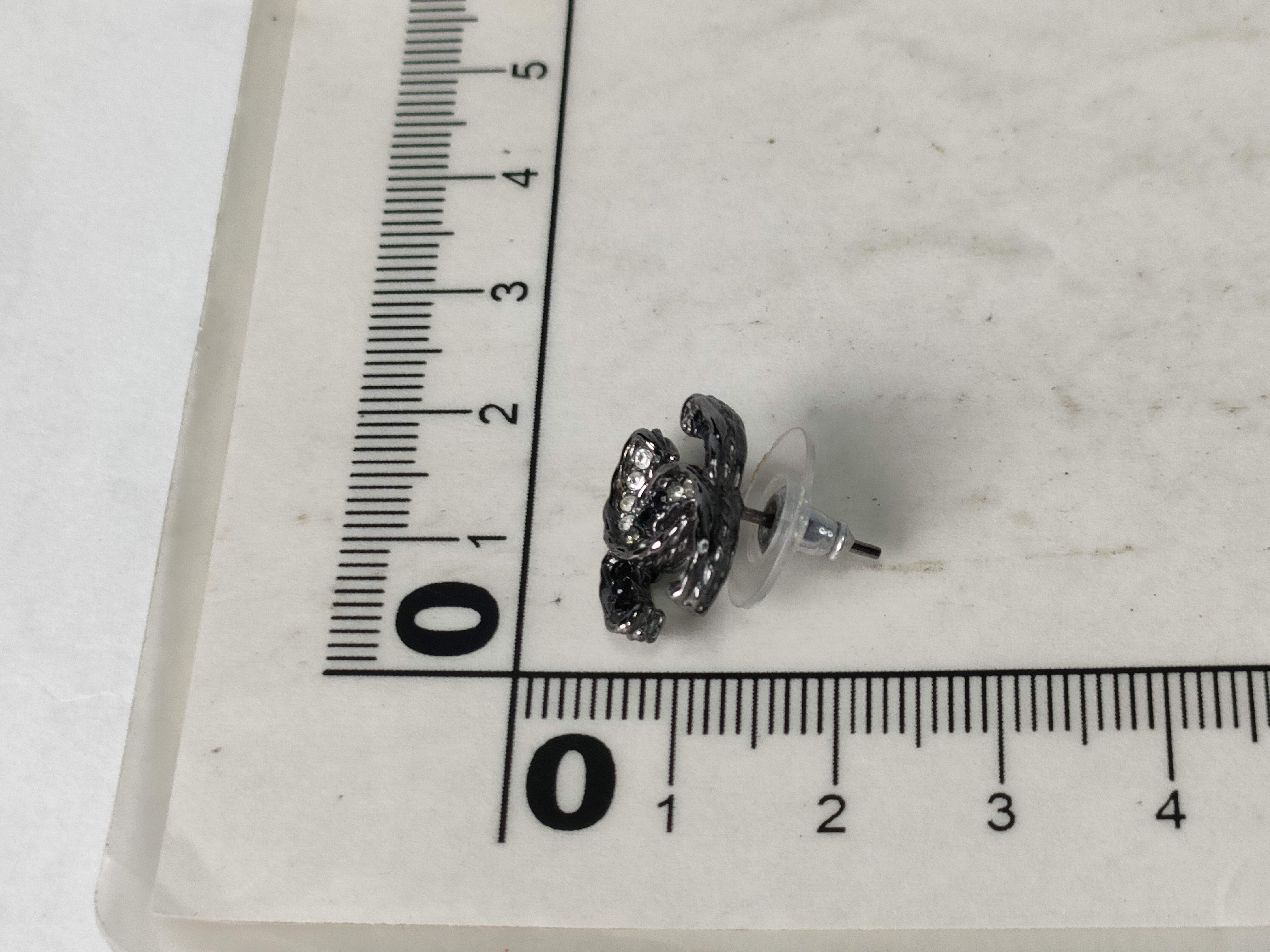 Silver Coco Mark Earring / Single Earring — view 8