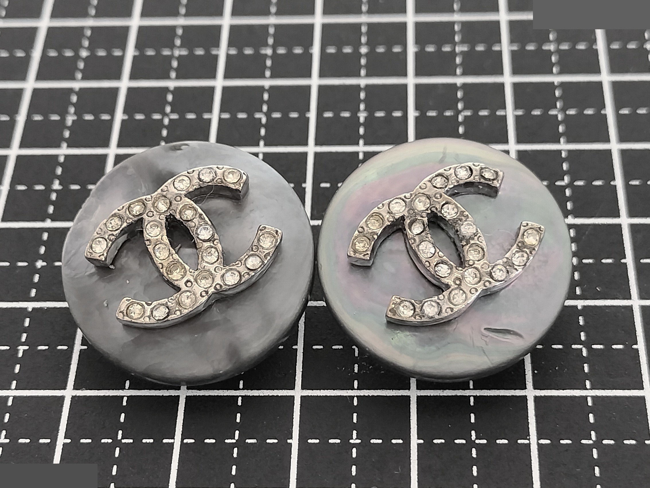 Coco rhinestone shell silver earrings — view 8